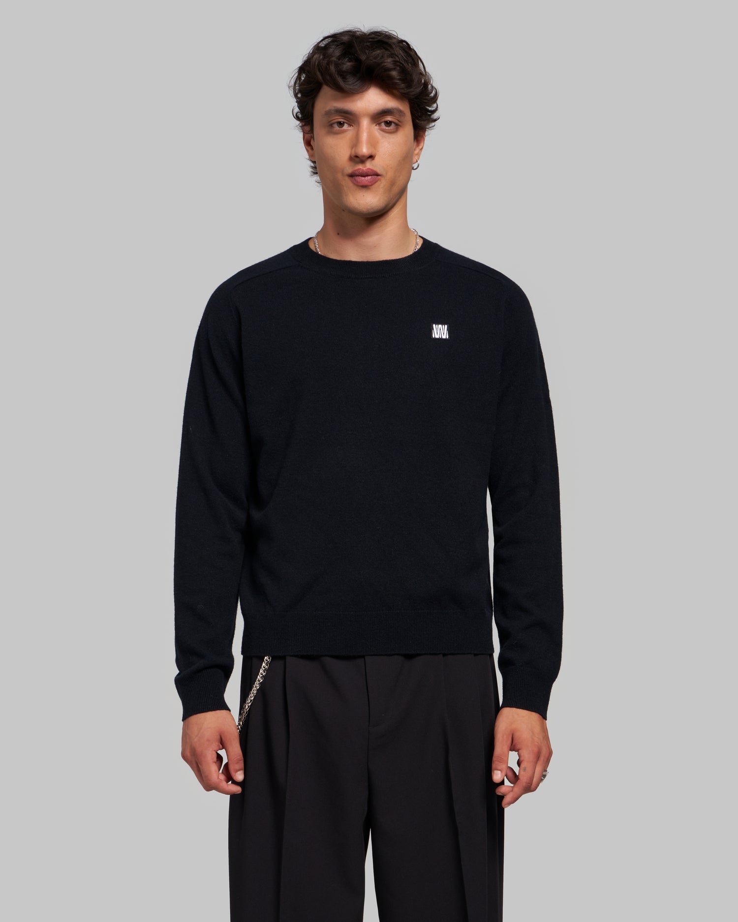 CORE CREWNECK SWEATER