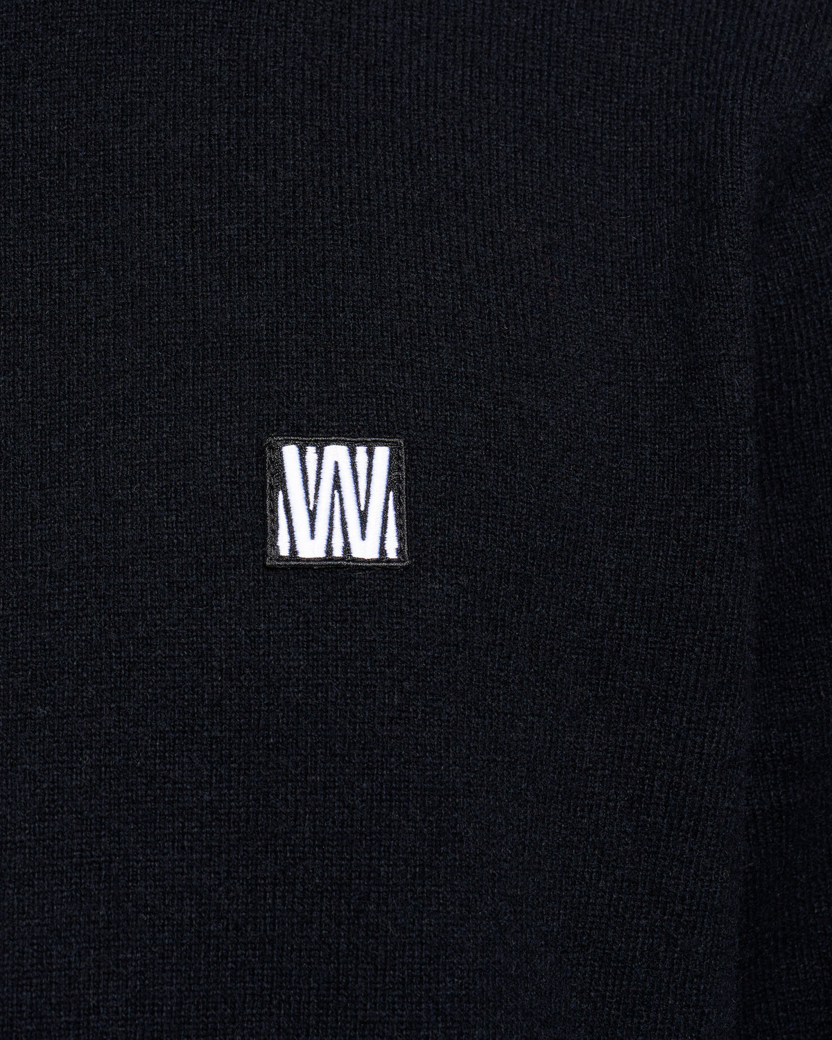 CORE TURTLENECK SWEATER