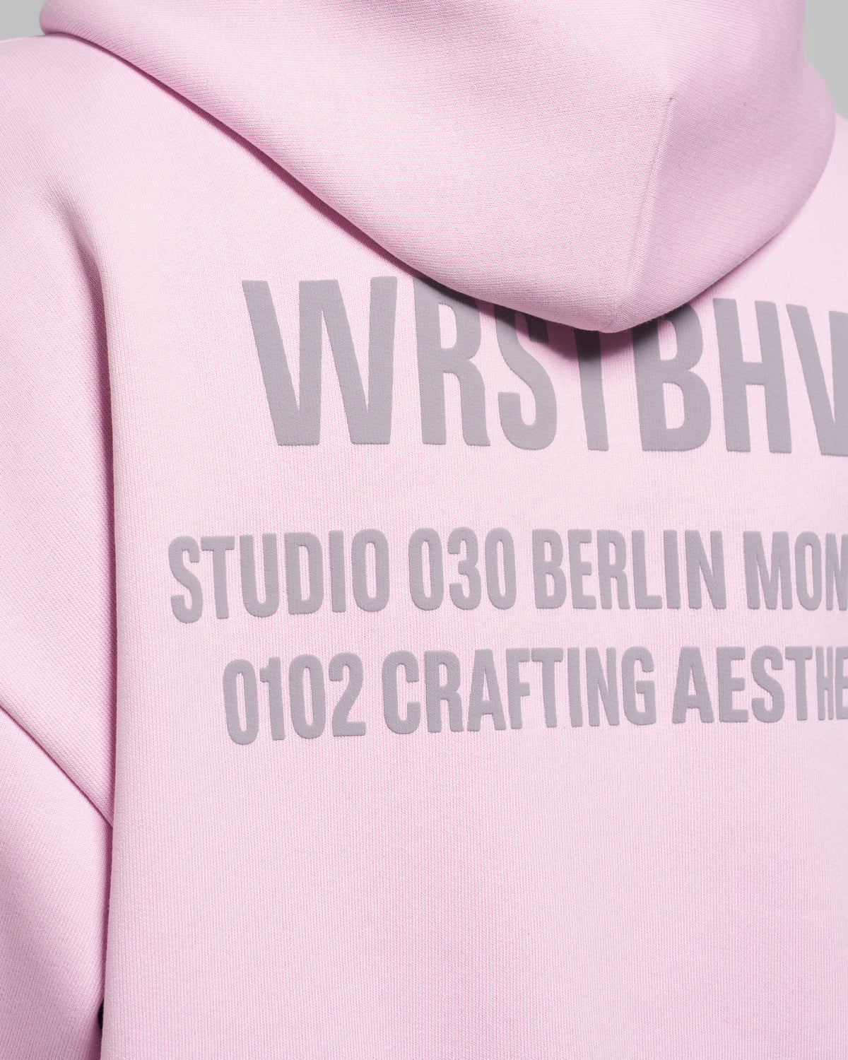 STUDIO V14 HOODIE