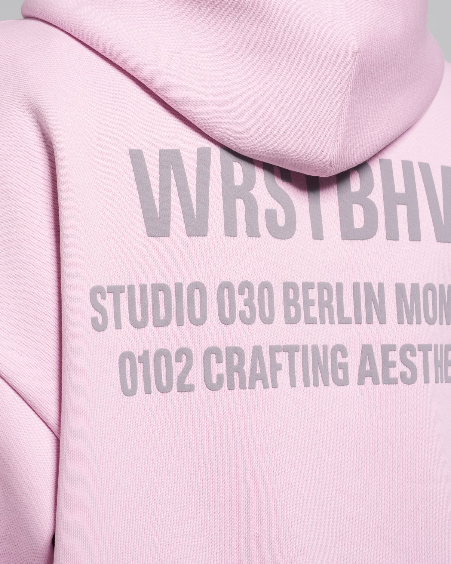 STUDIO V14 HOODIE