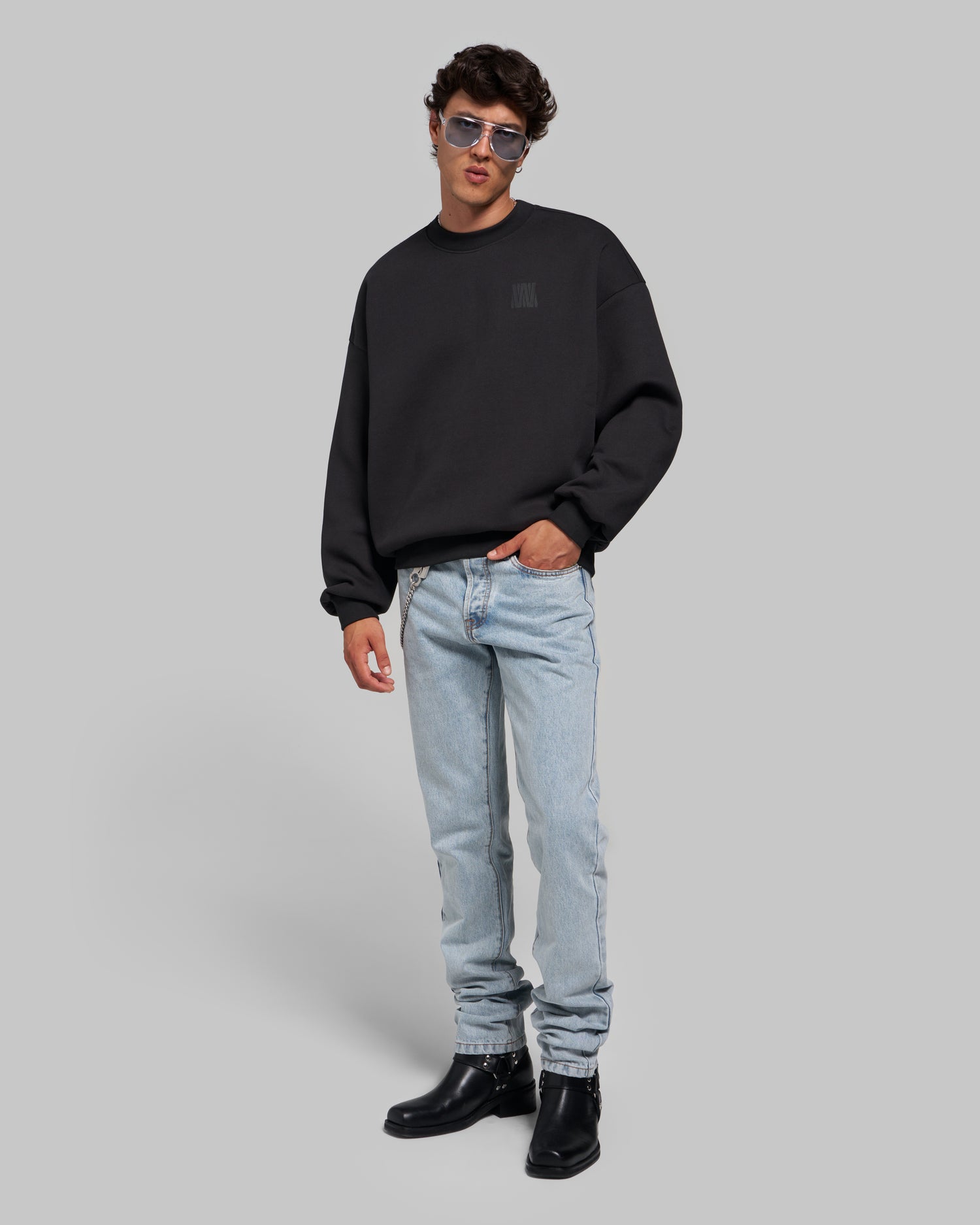STUDIO SWEATSHIRT