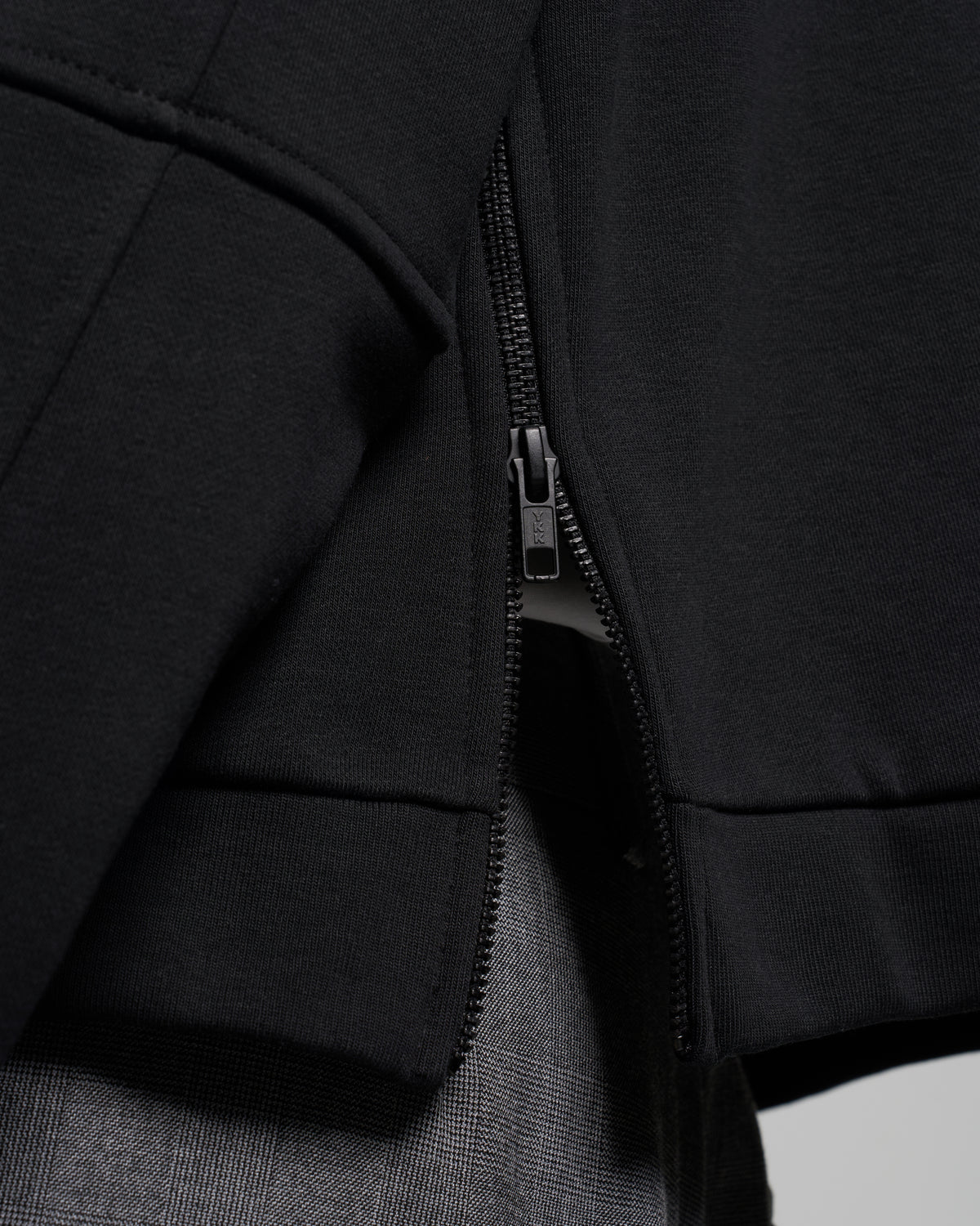 NILO SWEATSHIRT