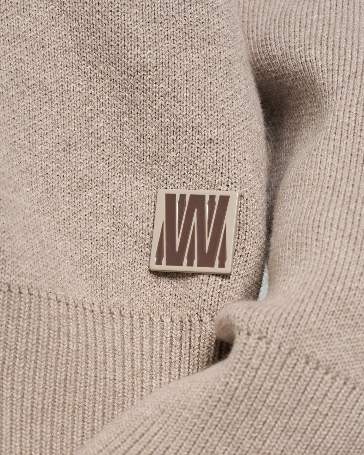 GARM SWEATER