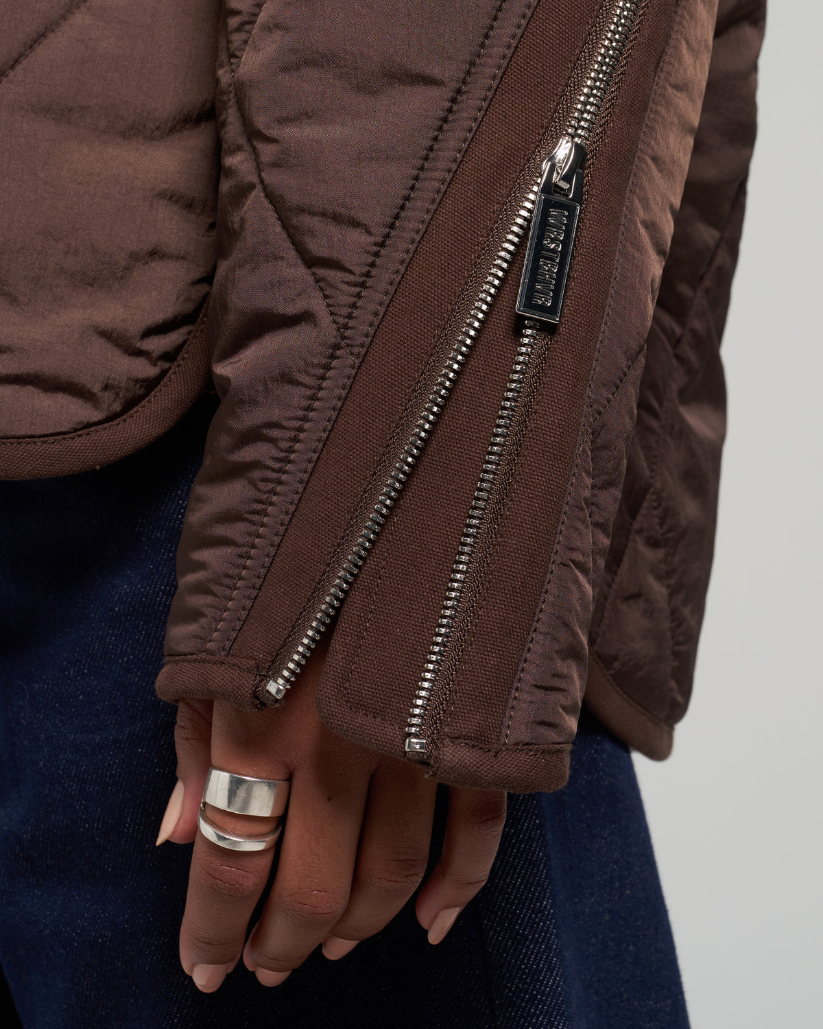 BUSTER V4 JACKET