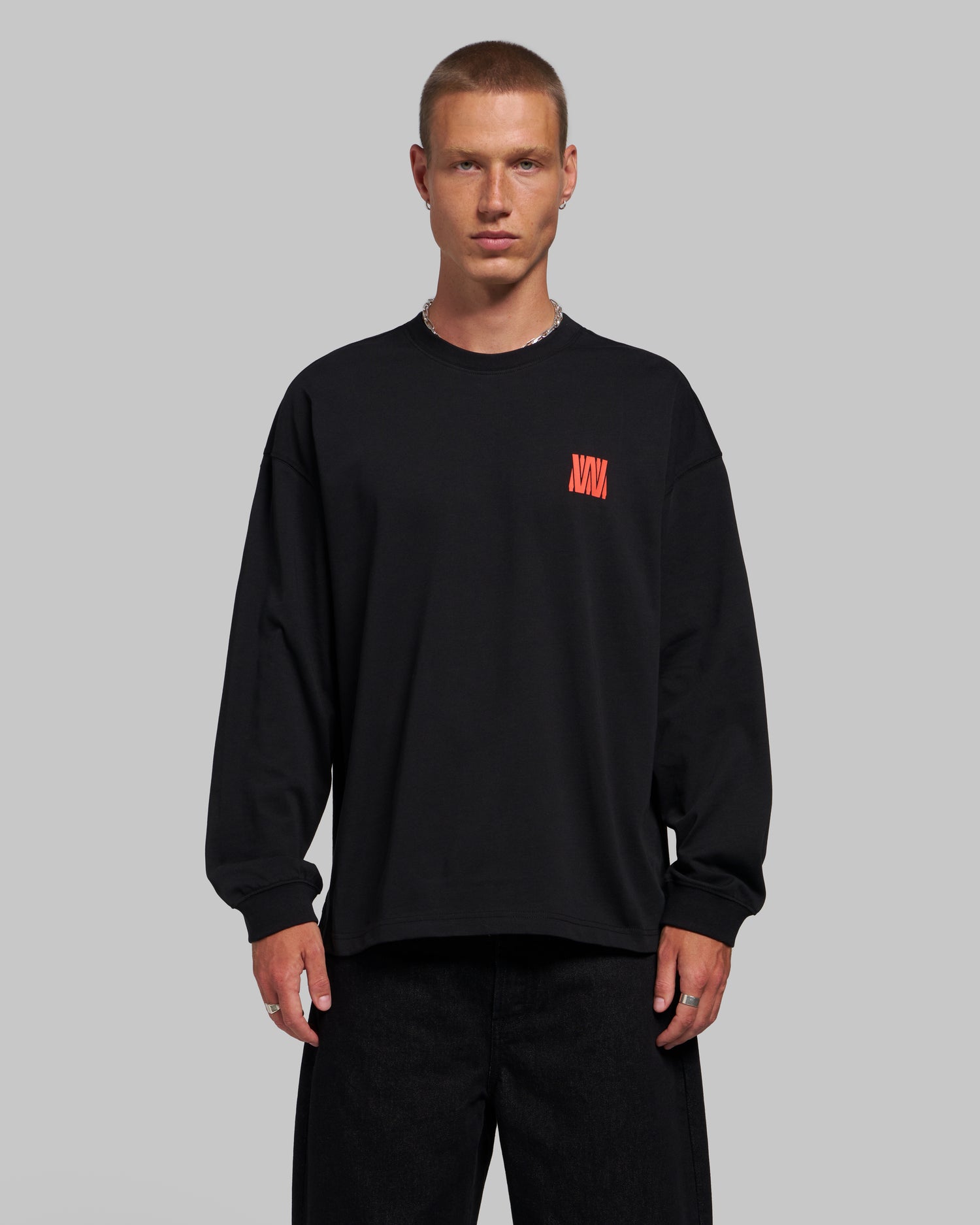 STUDIO V14 LONGSLEEVE