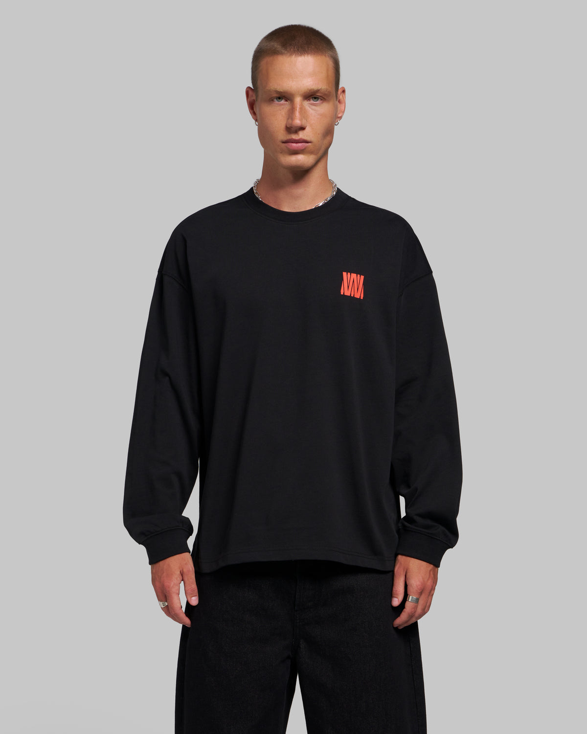 STUDIO V14 LONGSLEEVE