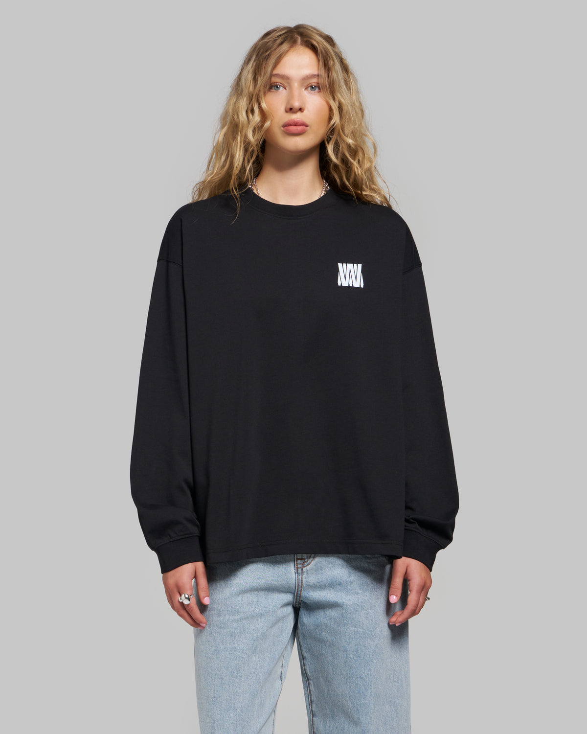STUDIO V14 LONGSLEEVE