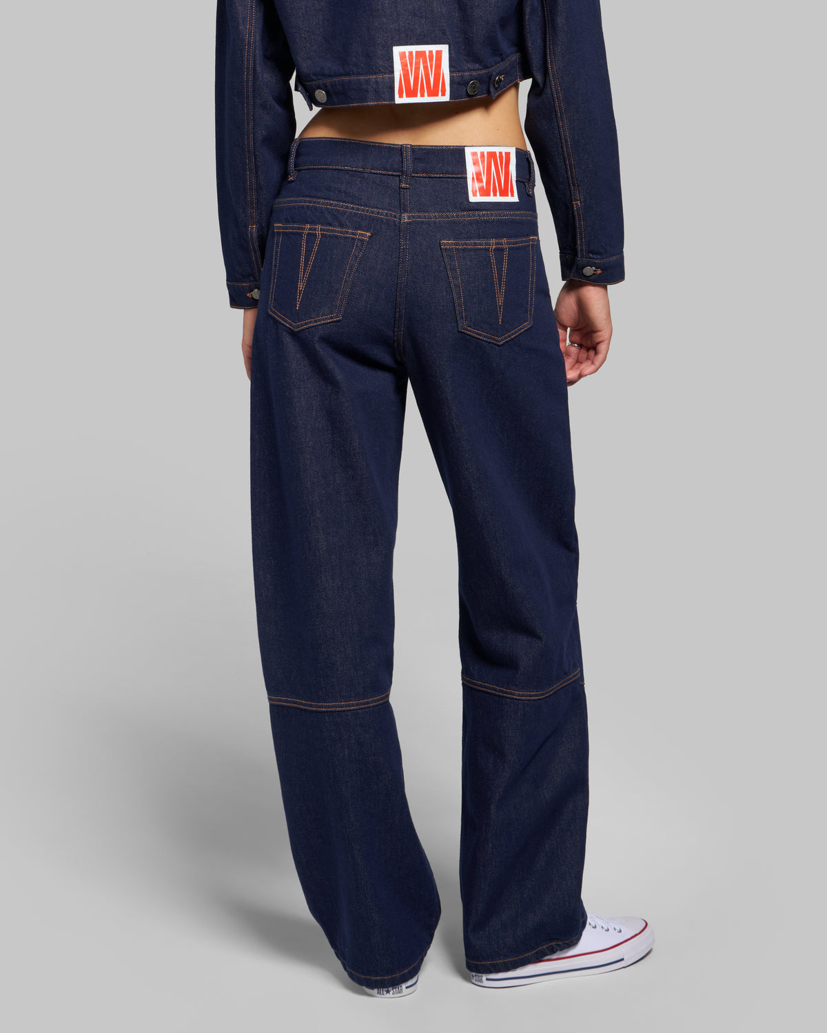 BETS V2 JEANS