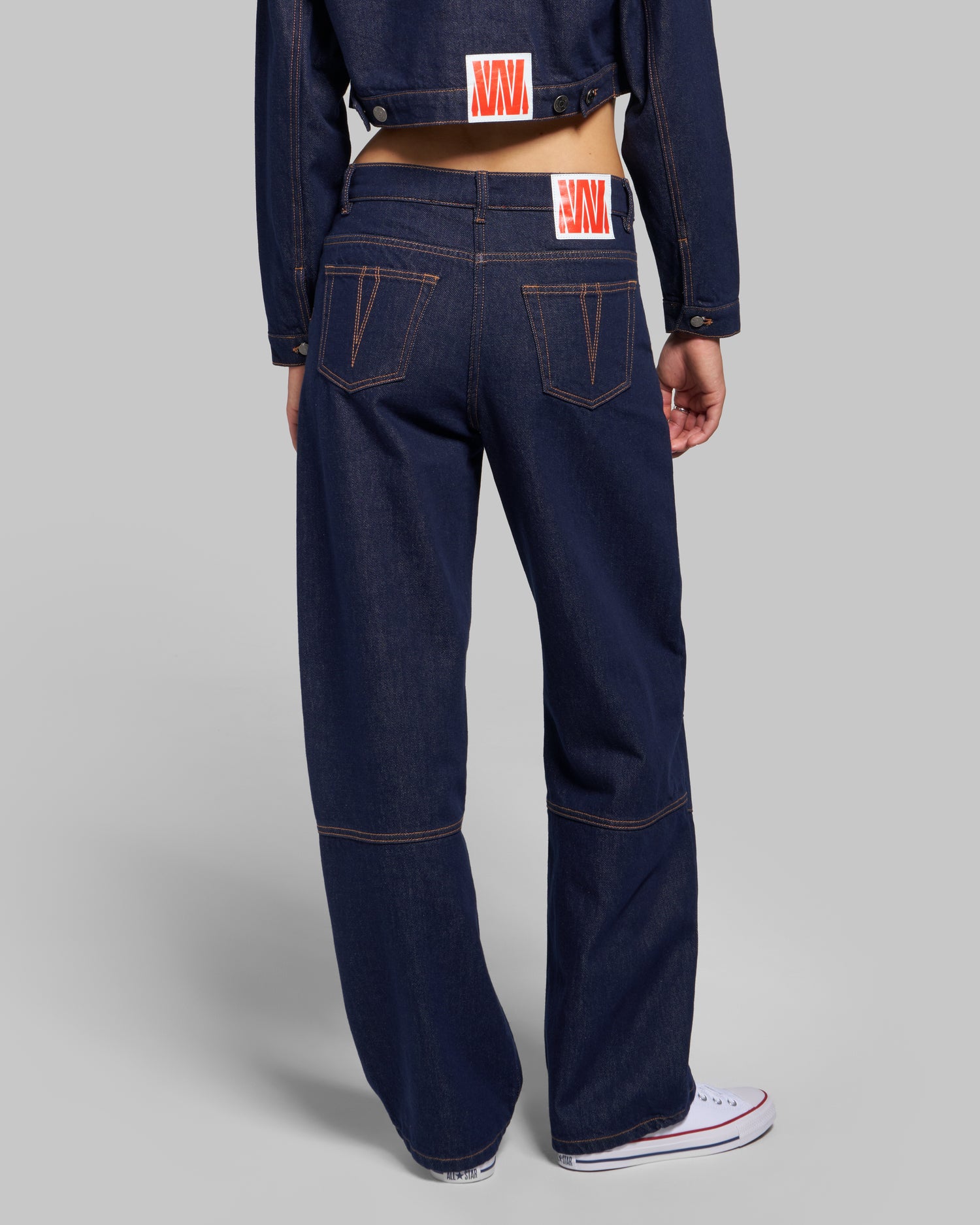 BETS V2 JEANS