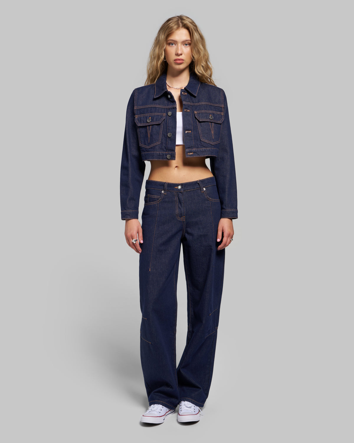 BETS V2 JEANS