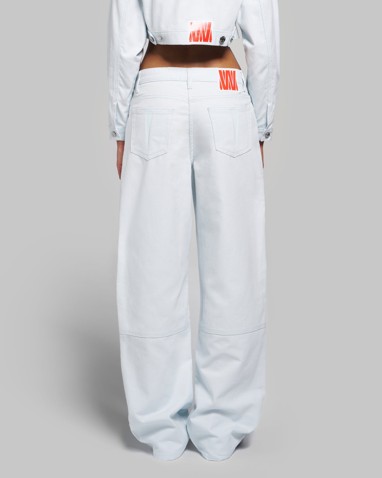 BETS V2 JEANS