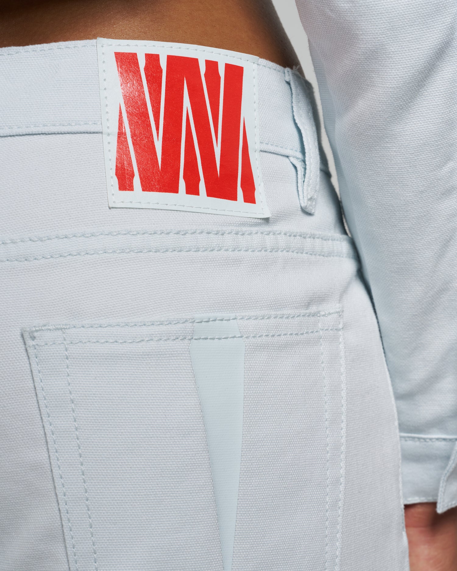 BETS V2 JEANS