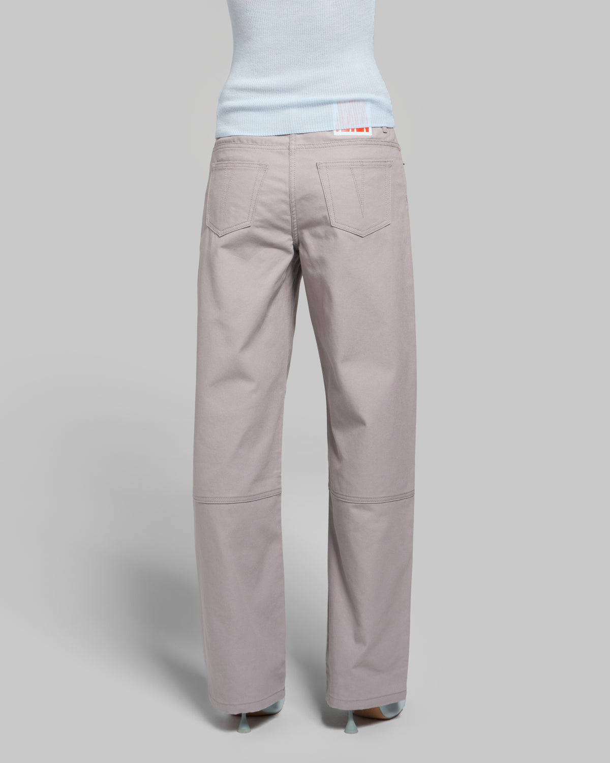 BETS V2 JEANS