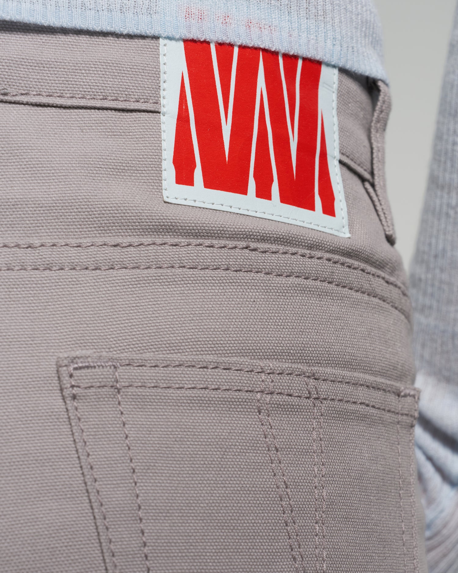 BETS V2 JEANS