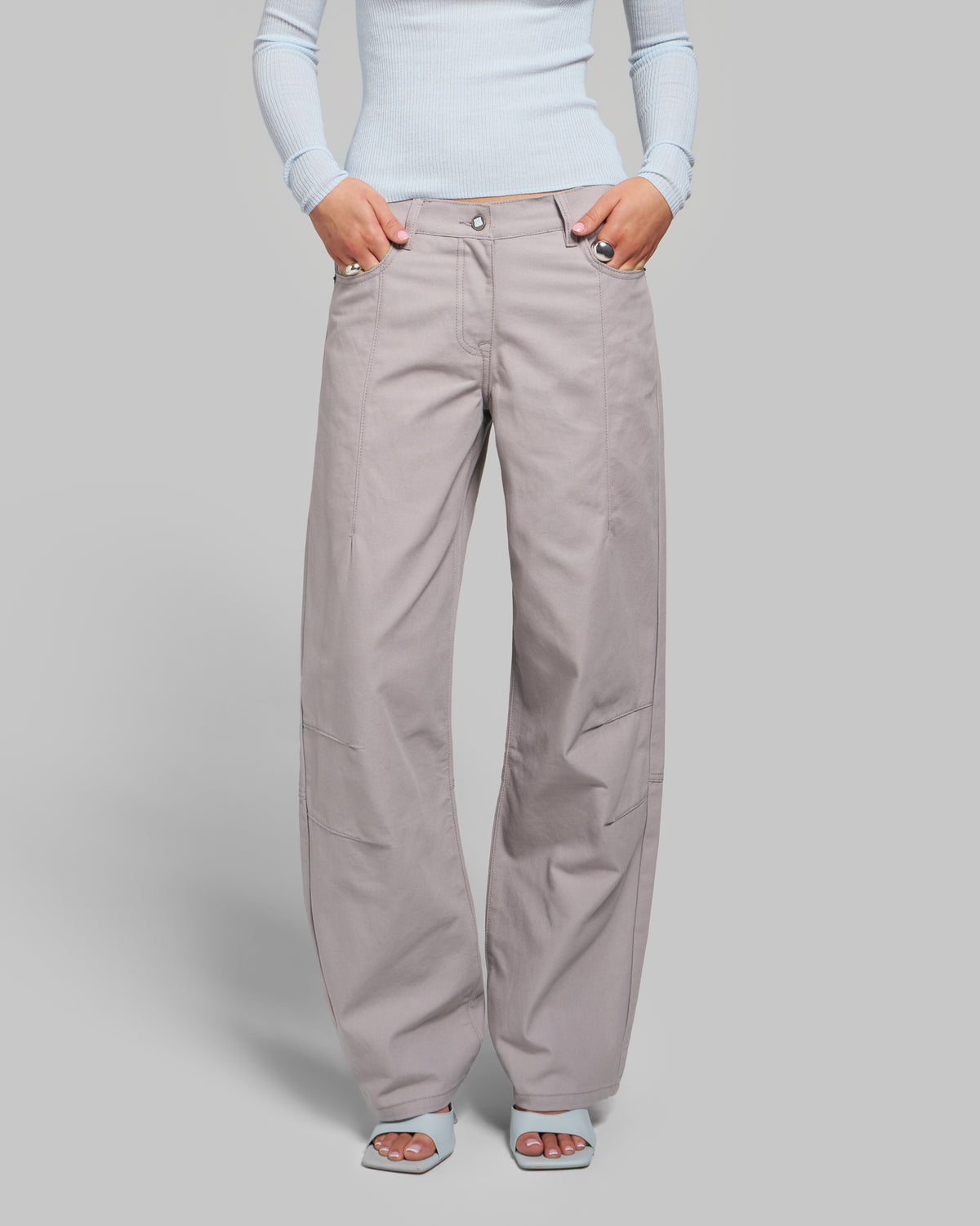 BETS V2 JEANS