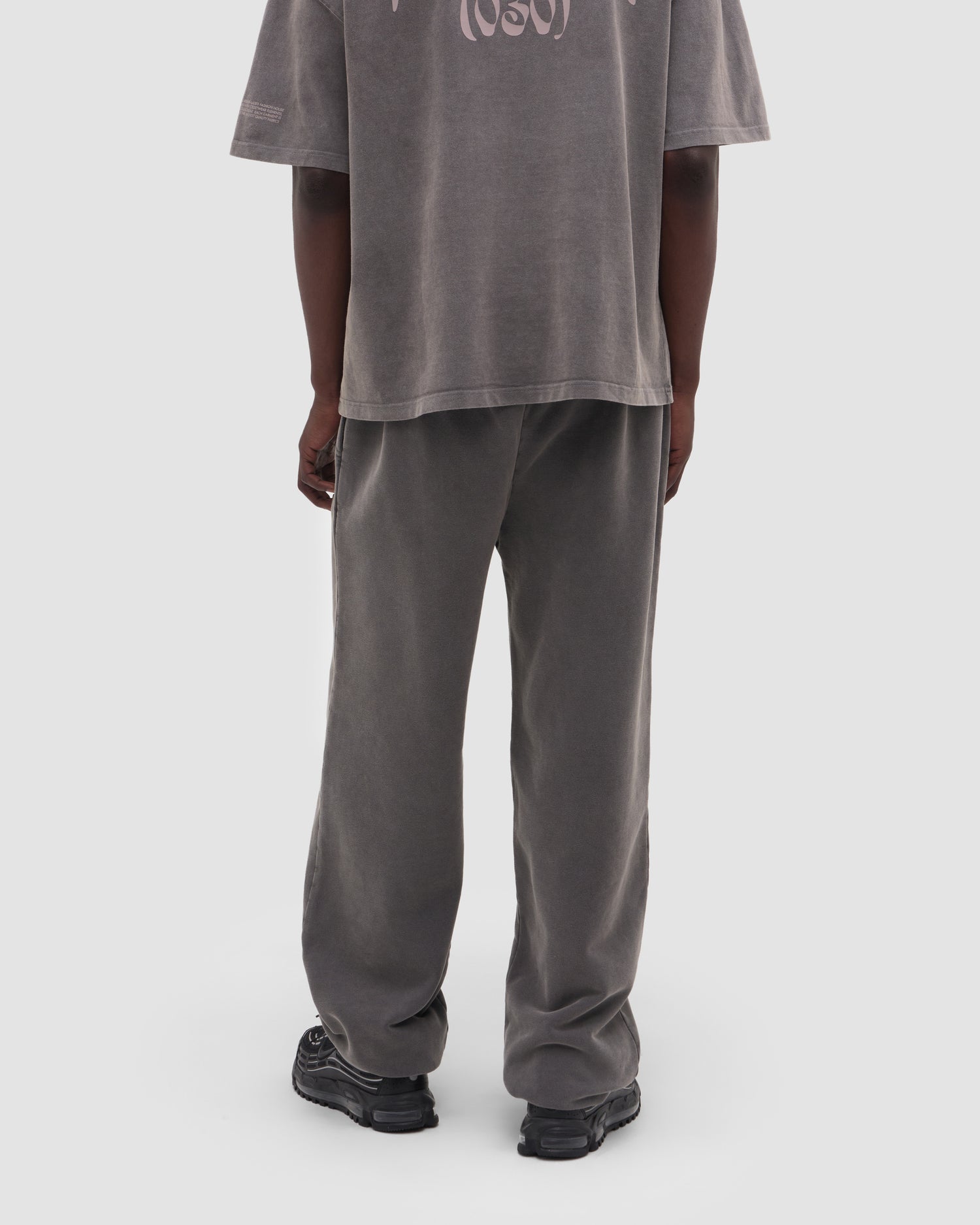 NEZZO SWEATPANTS