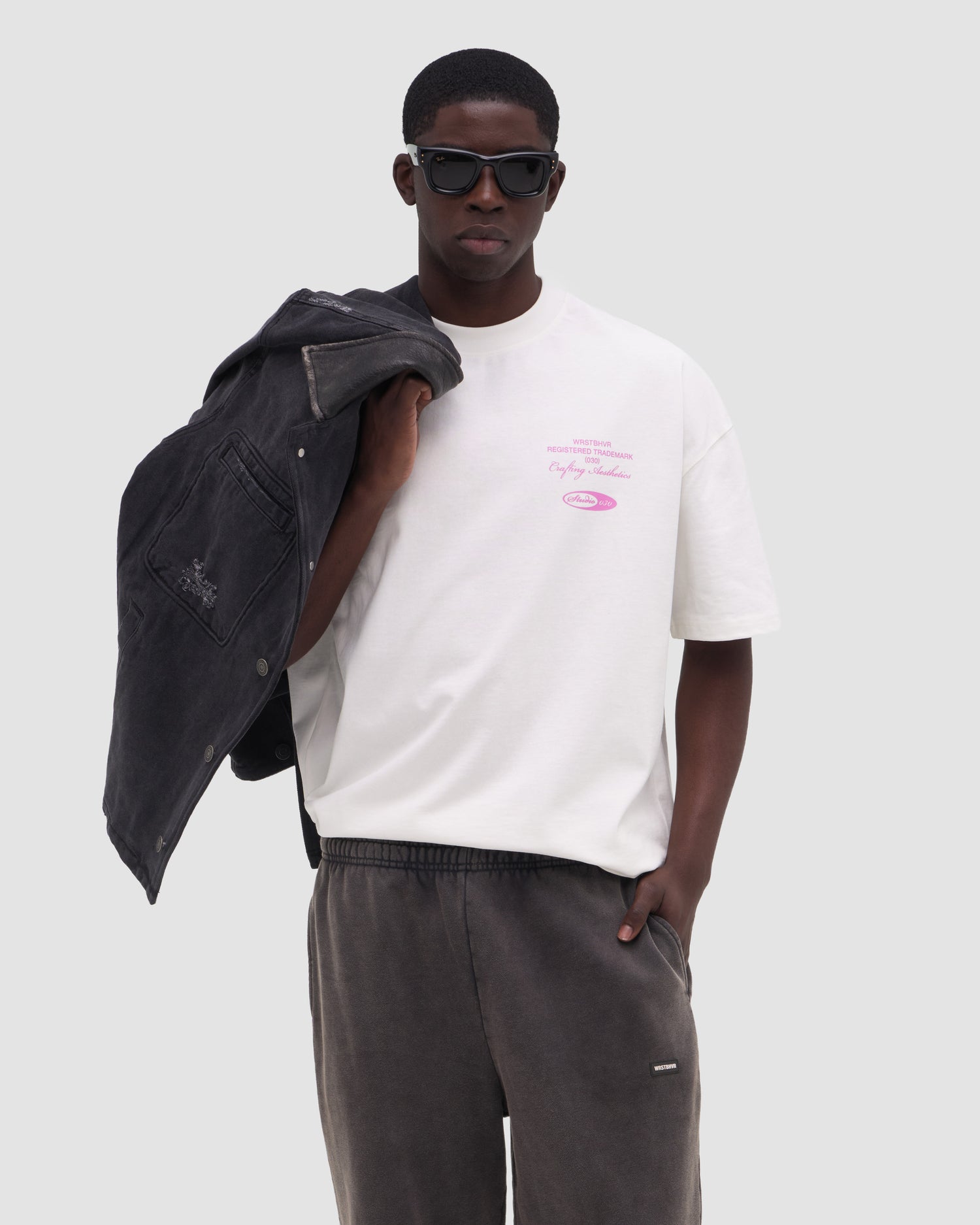 STUDIO V13 T-SHIRT