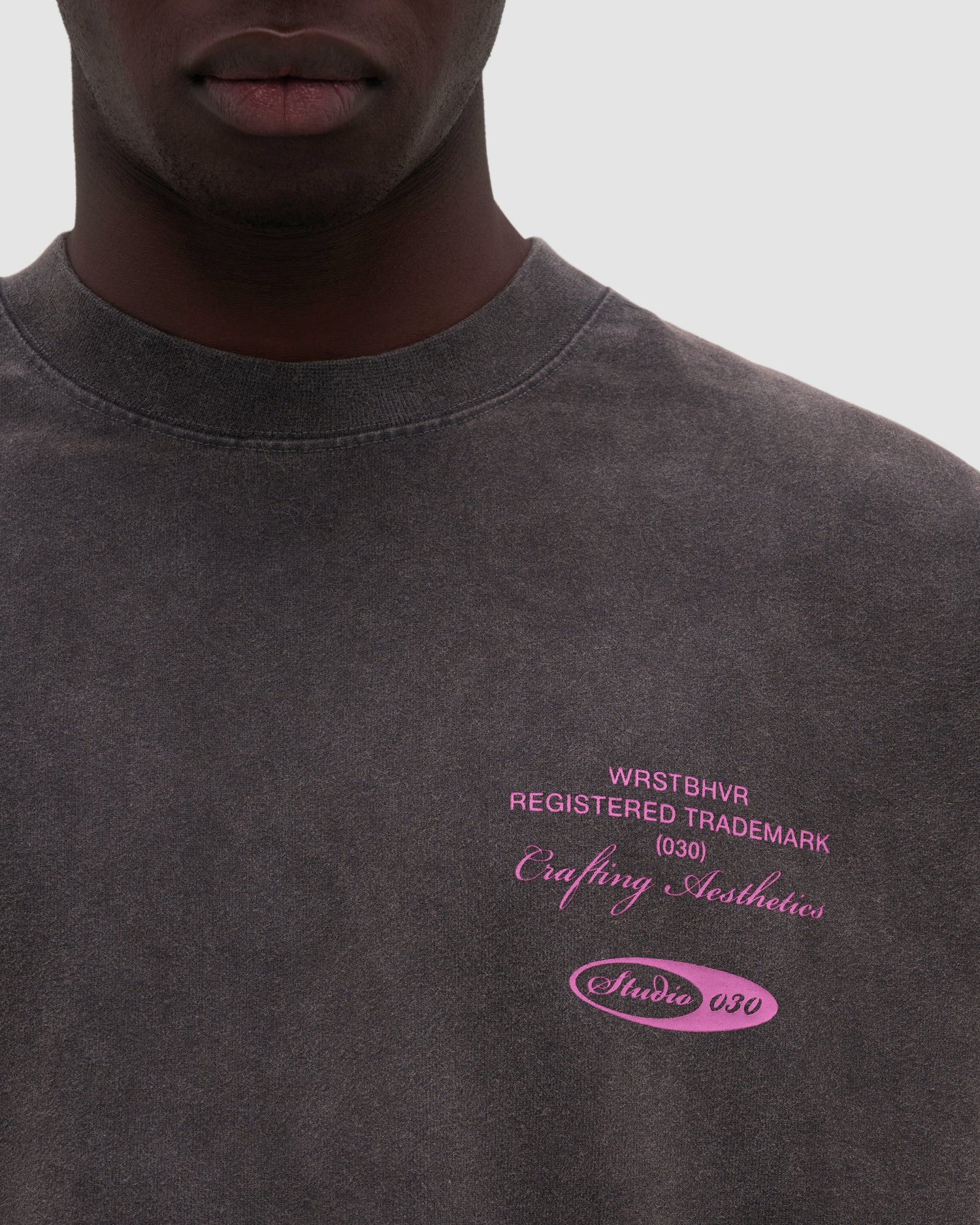 STUDIO V13 T-SHIRT