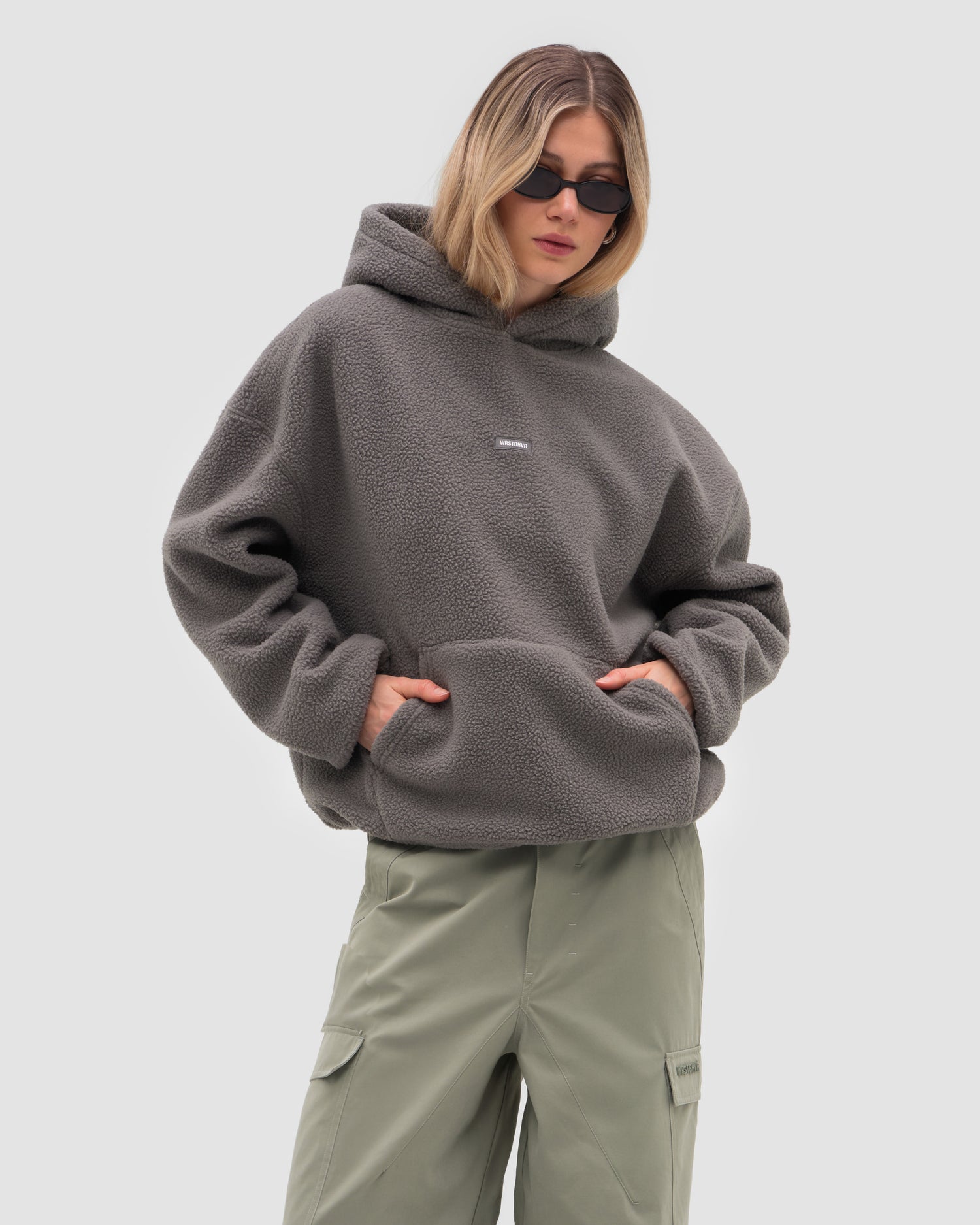 NELIO HOODIE