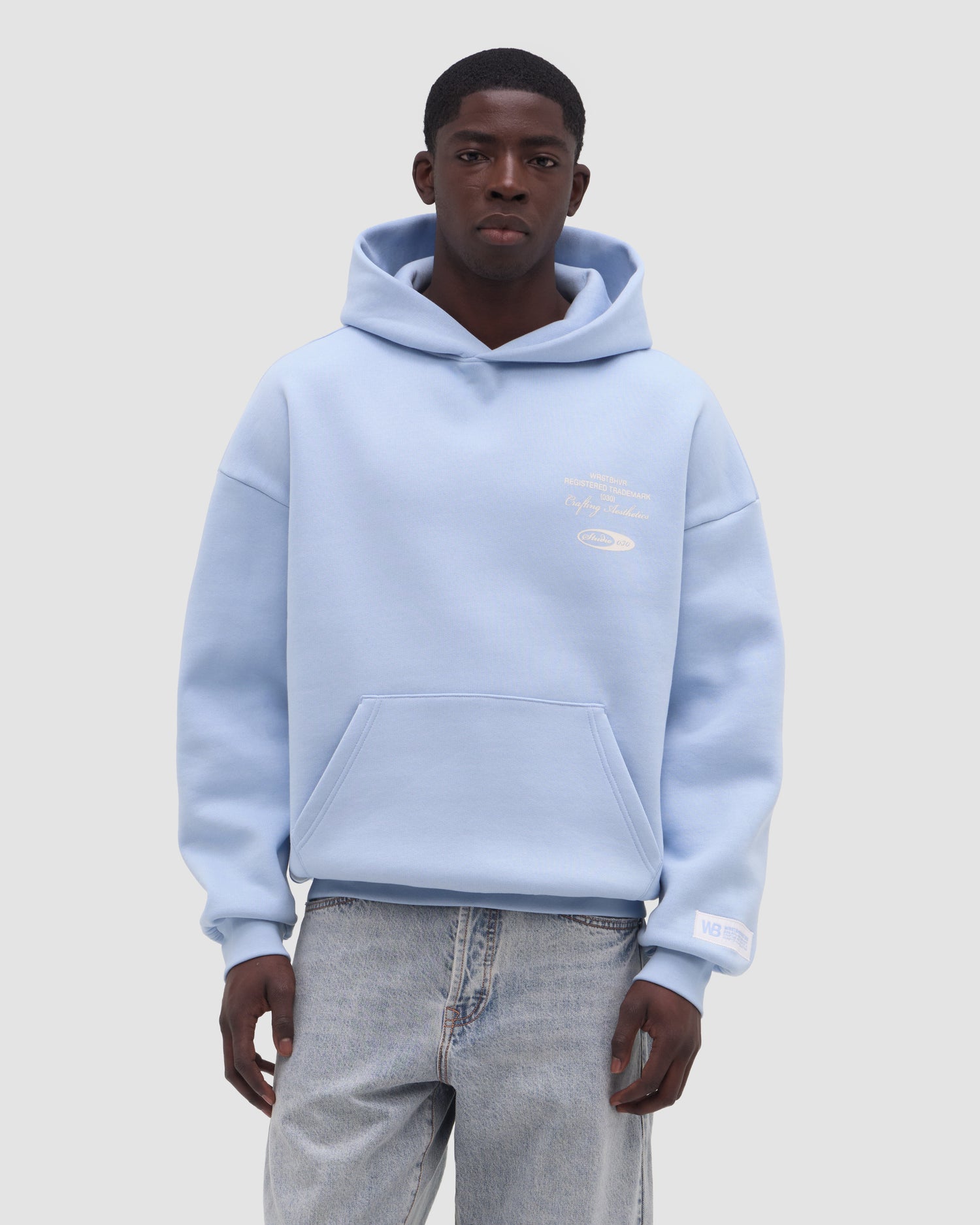 STUDIO V13 HOODIE