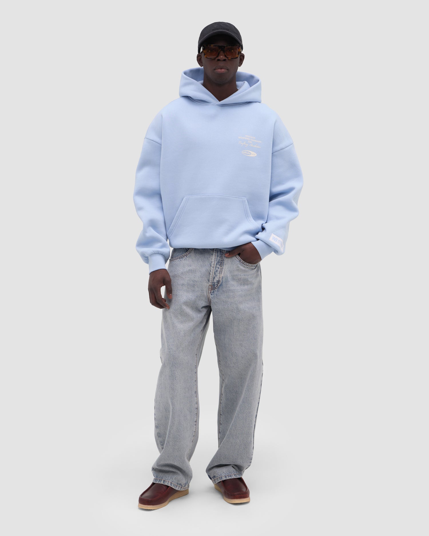 STUDIO V13 HOODIE
