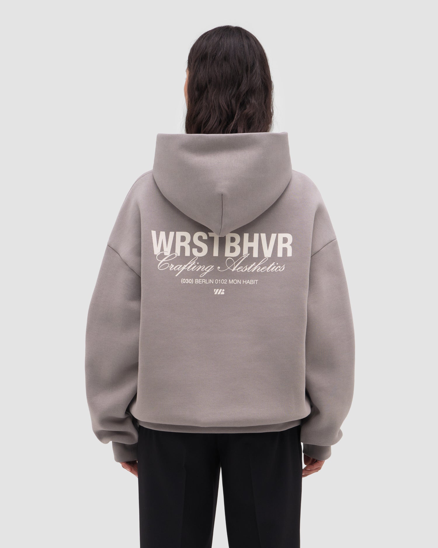 STUDIO V13 HOODIE
