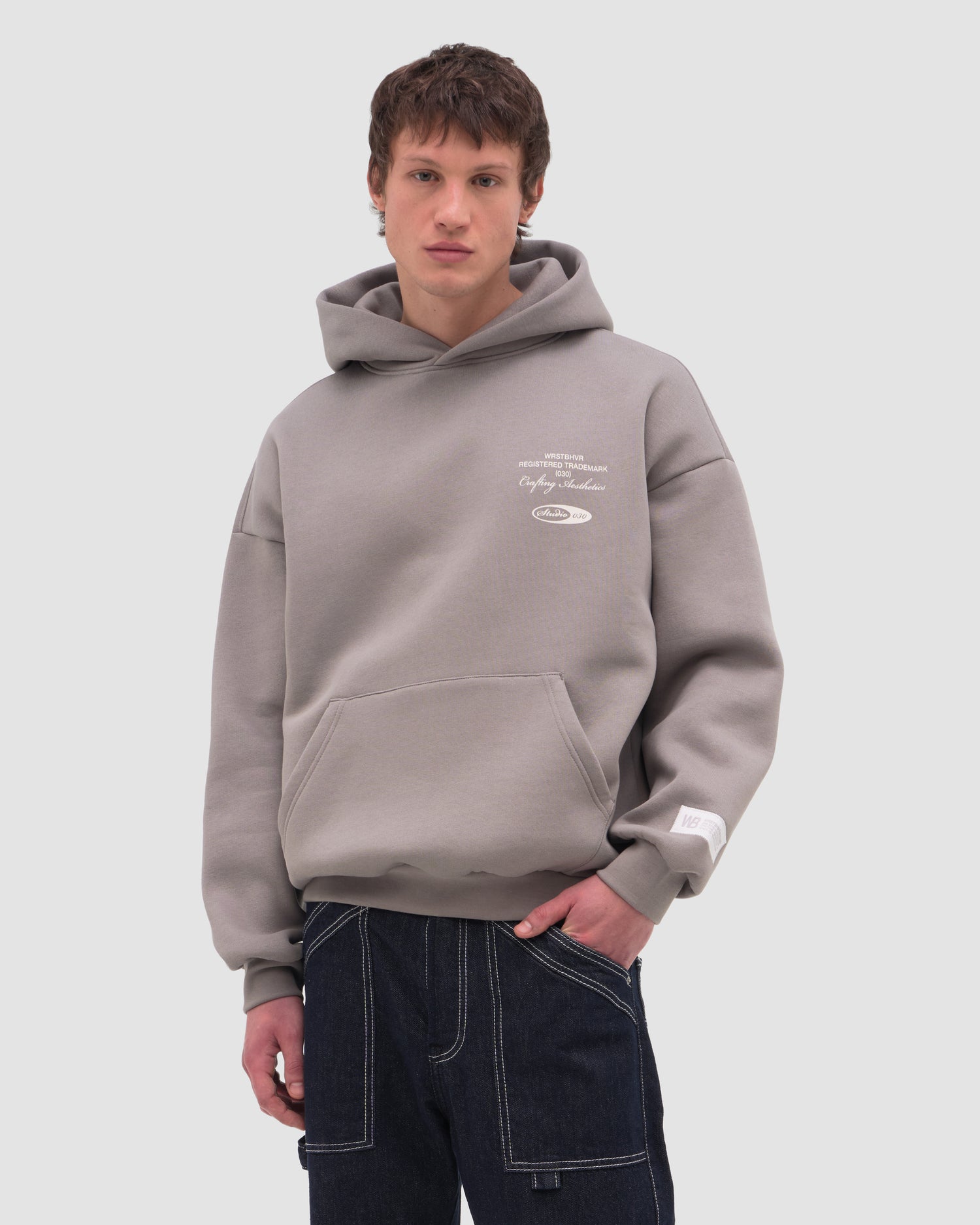 STUDIO V13 HOODIE