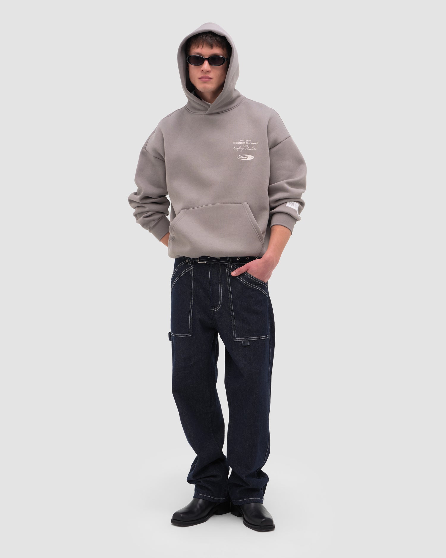 STUDIO V13 HOODIE