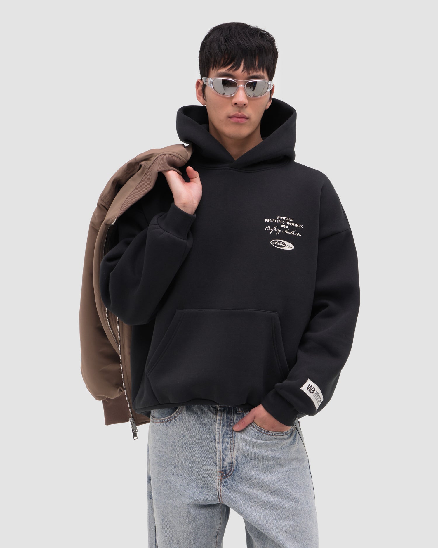 STUDIO V13 HOODIE