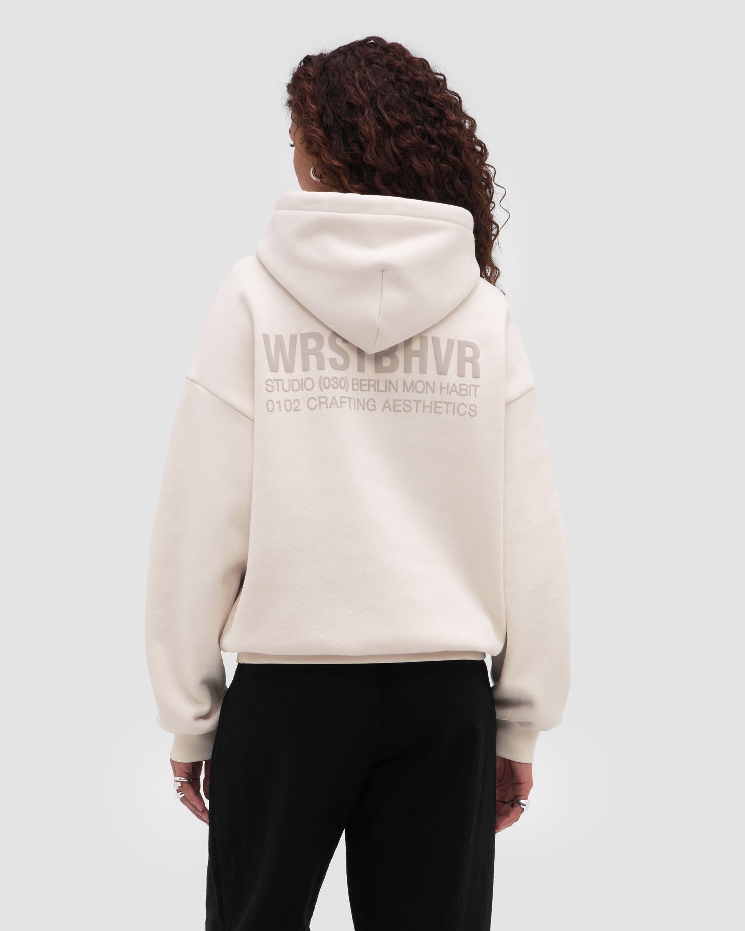 STUDIO V12 HOODIE