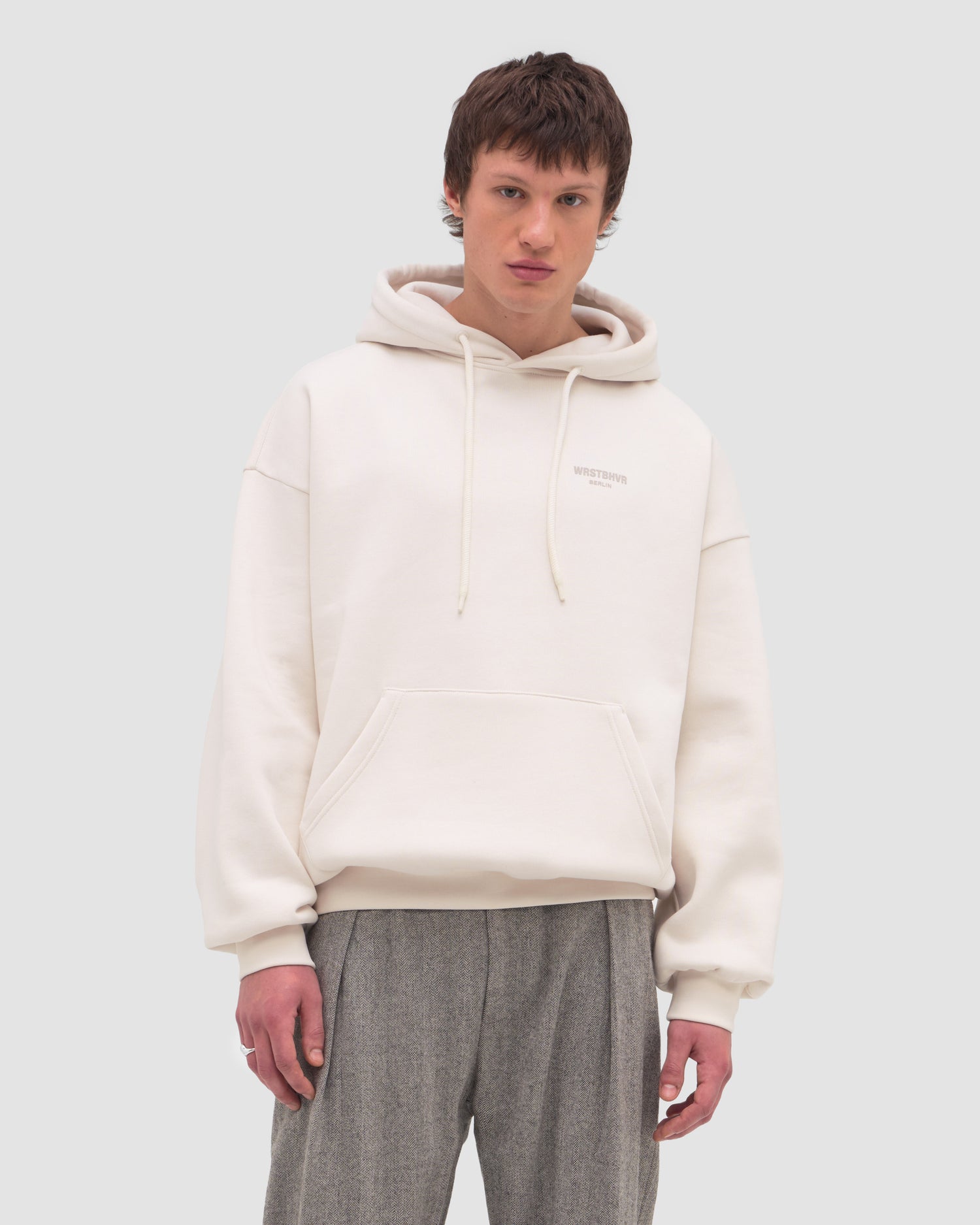 STUDIO V12 HOODIE