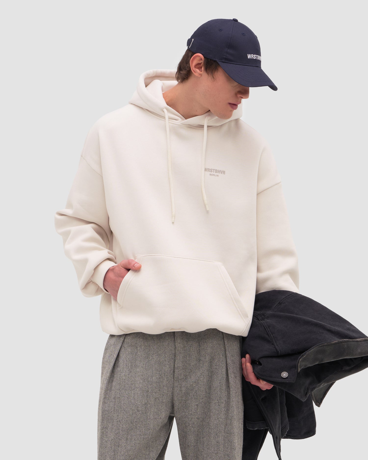 STUDIO V12 HOODIE
