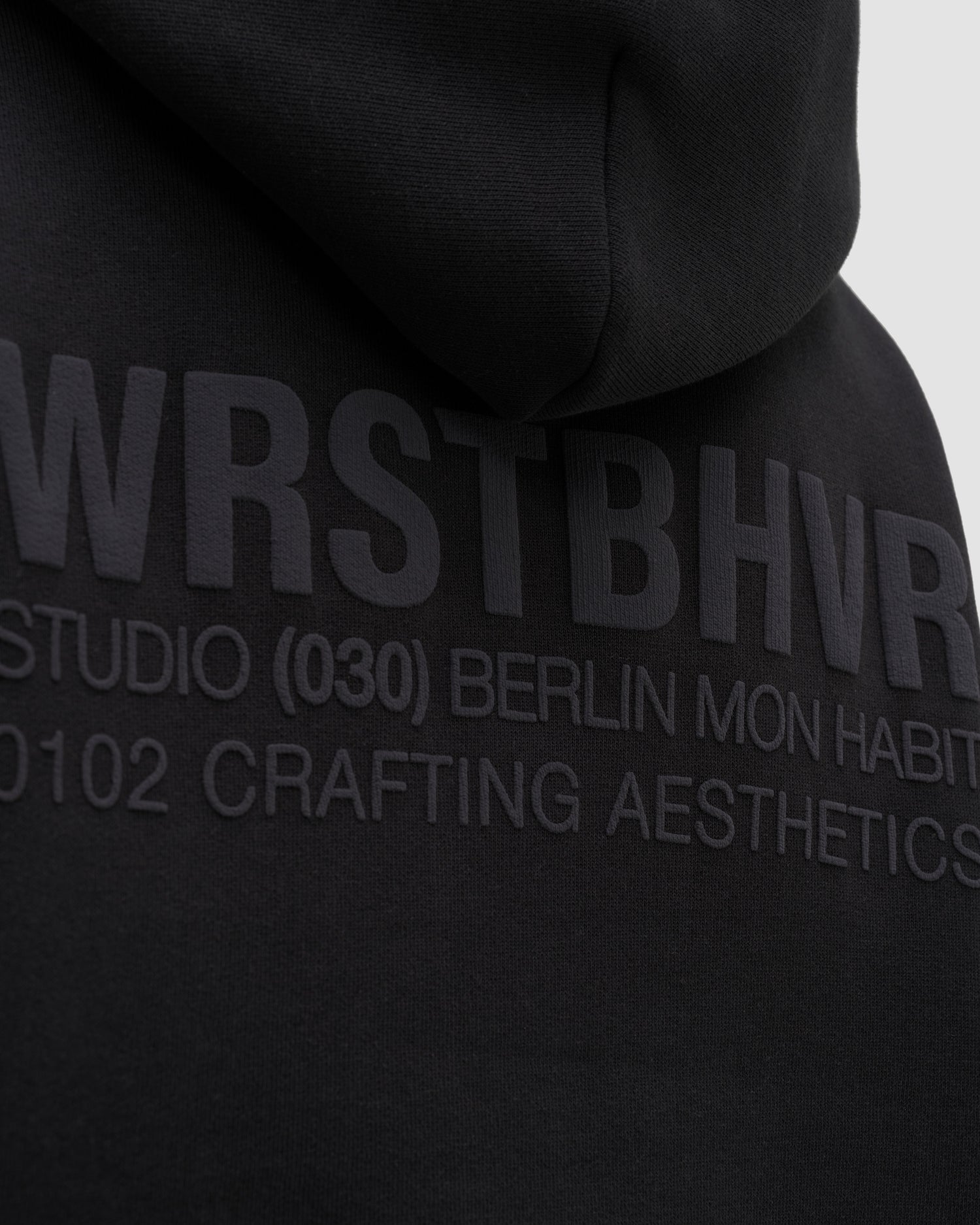 STUDIO V12 HOODIE
