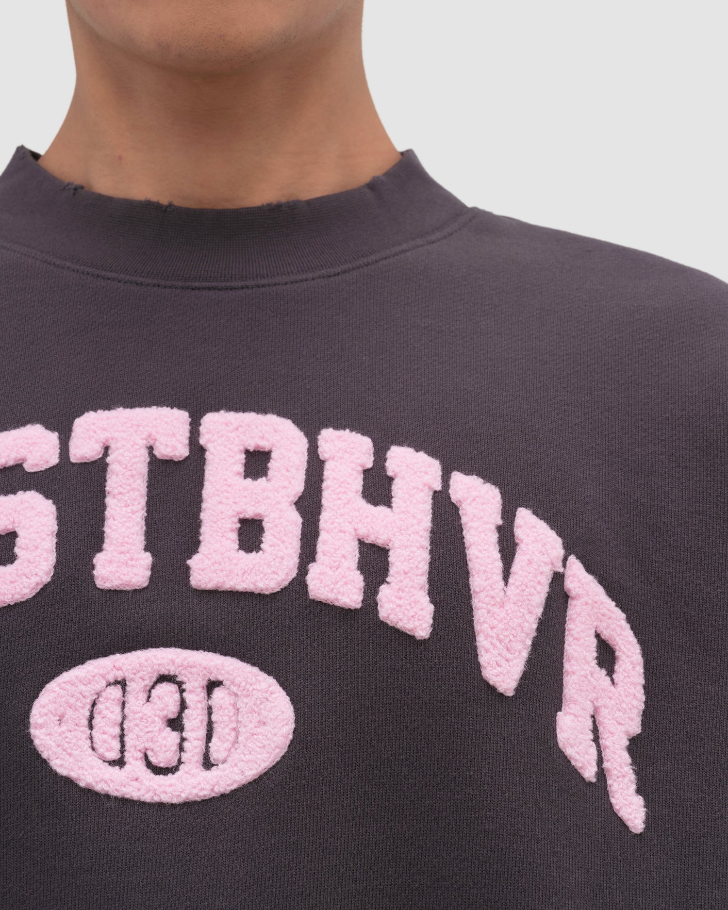 JESSE SWEATSHIRT