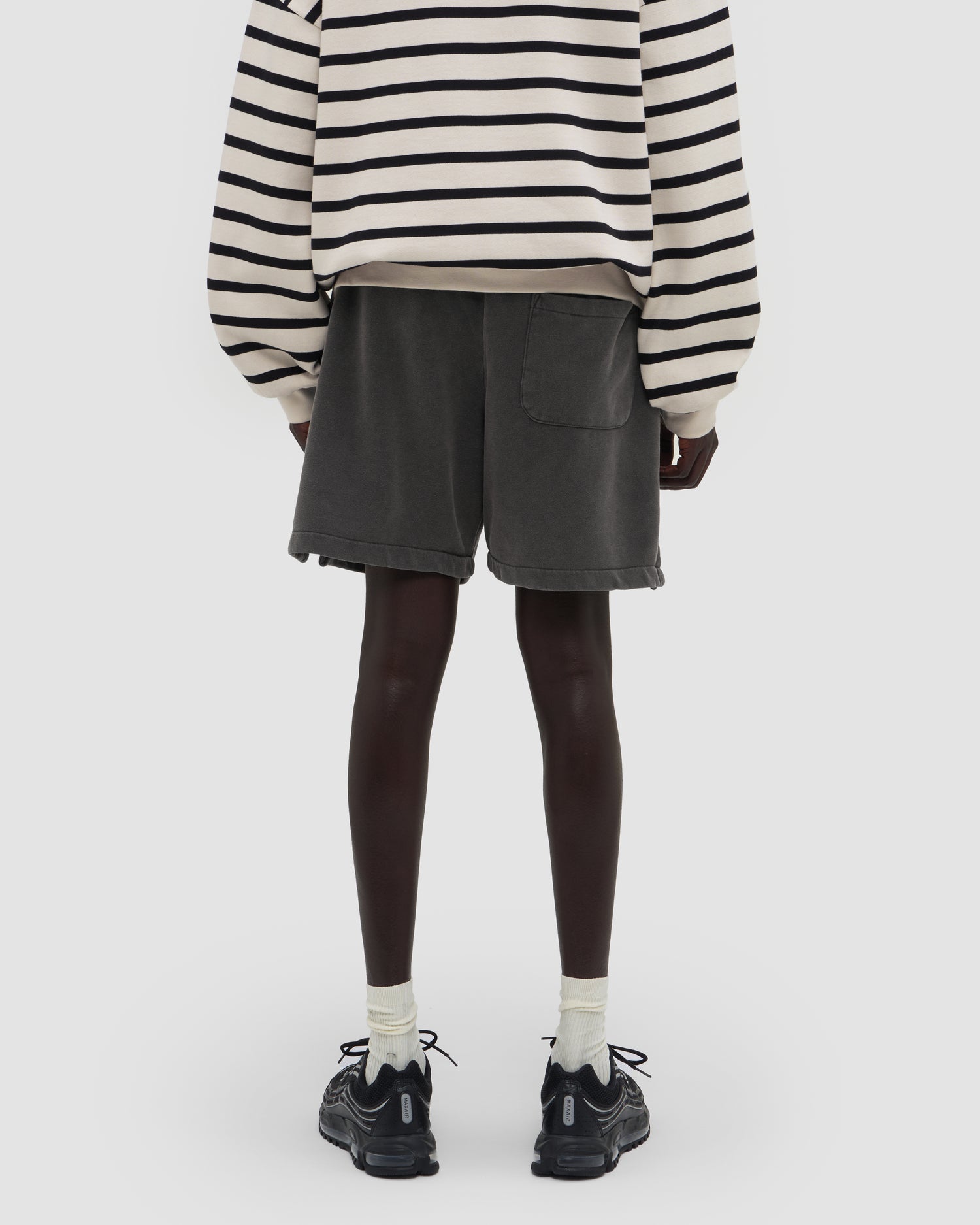 NEZZO SHORTS