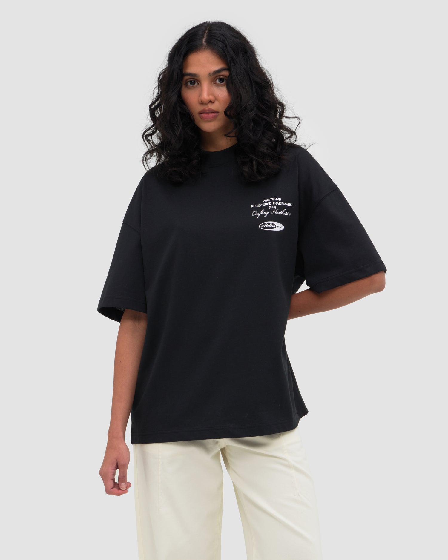 STUDIO V13 T-SHIRT