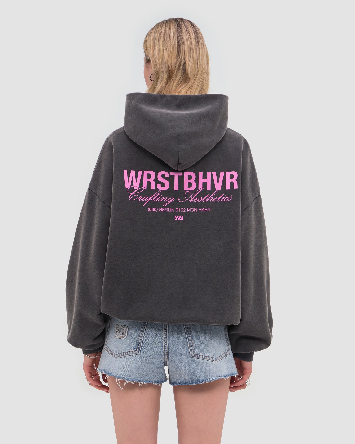 STUDIO V13 HOODIE
