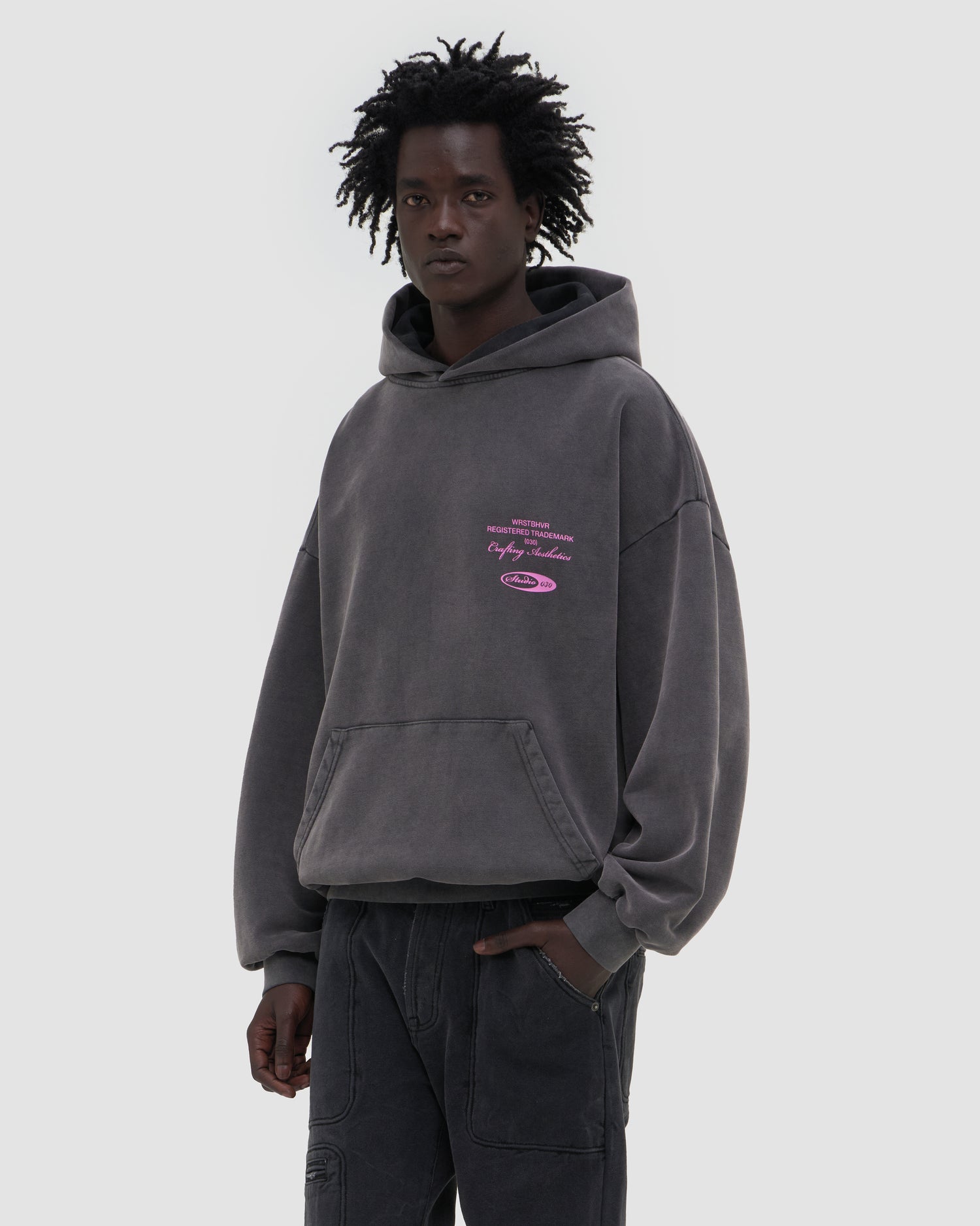 STUDIO V13 HOODIE