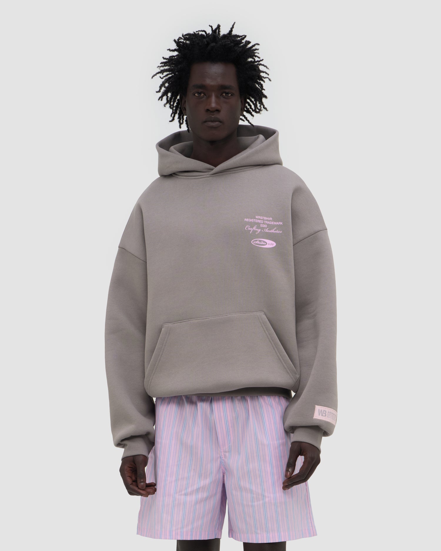 STUDIO V13 HOODIE