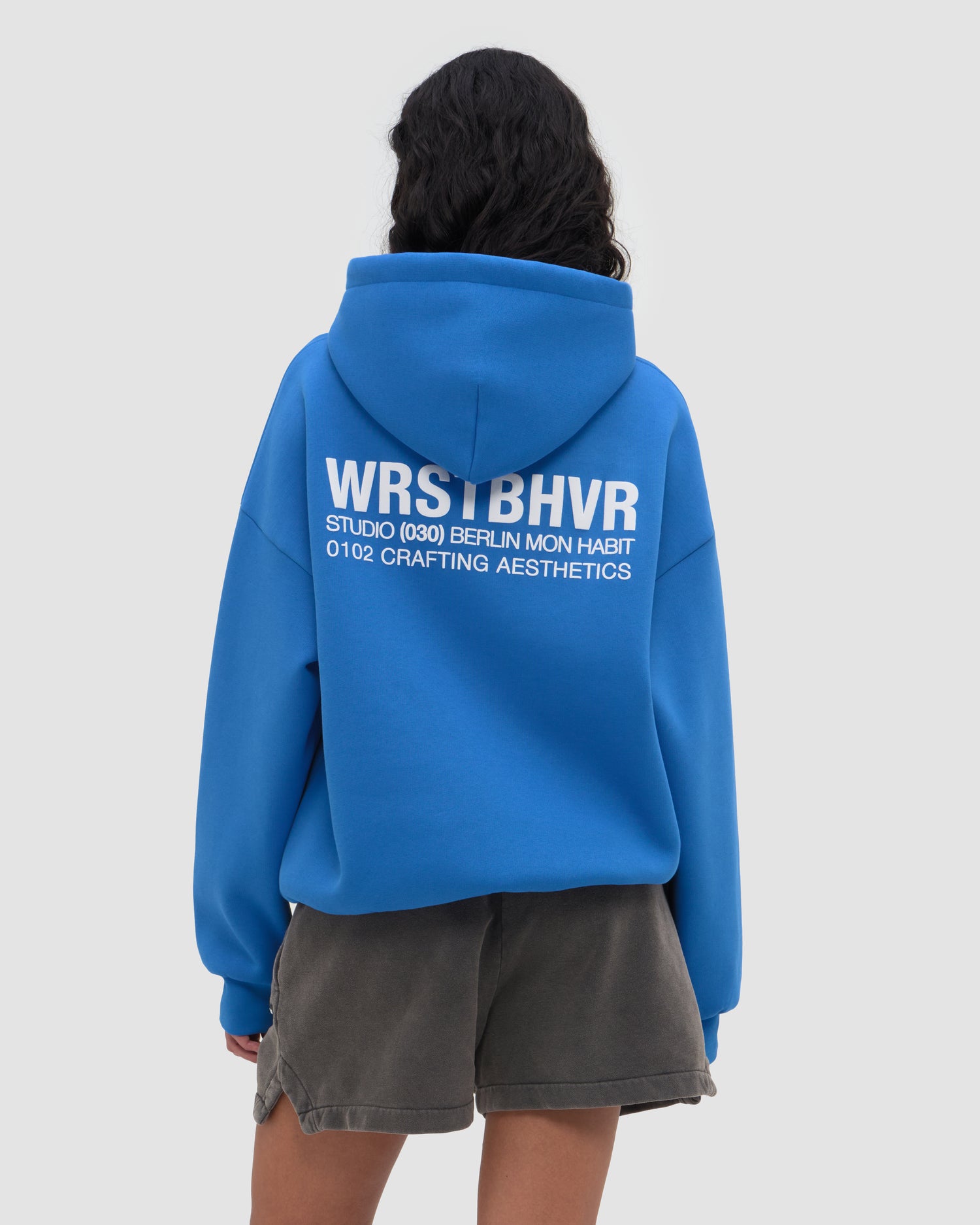 STUDIO V12 HOODIE