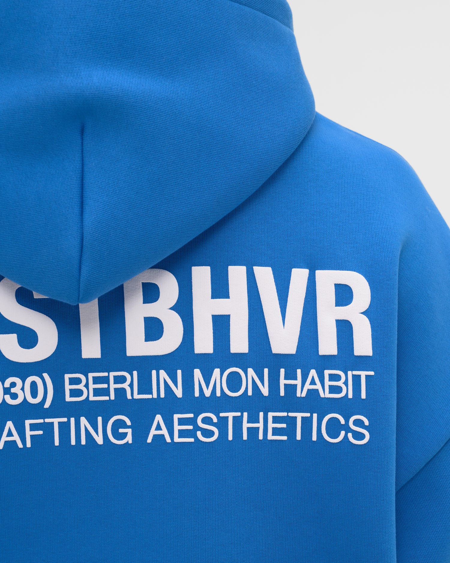 STUDIO V12 HOODIE
