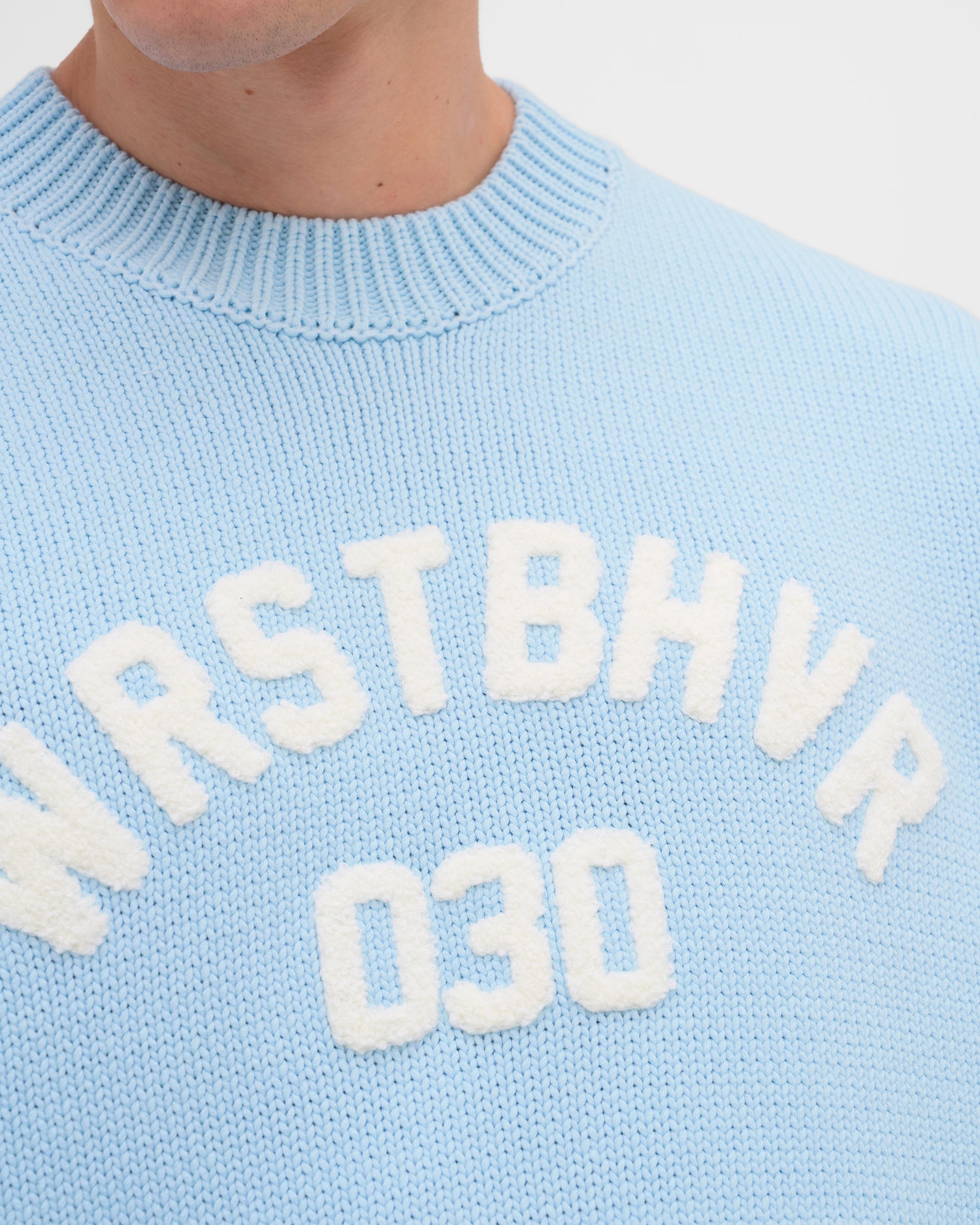 LUNA V3 SWEATER