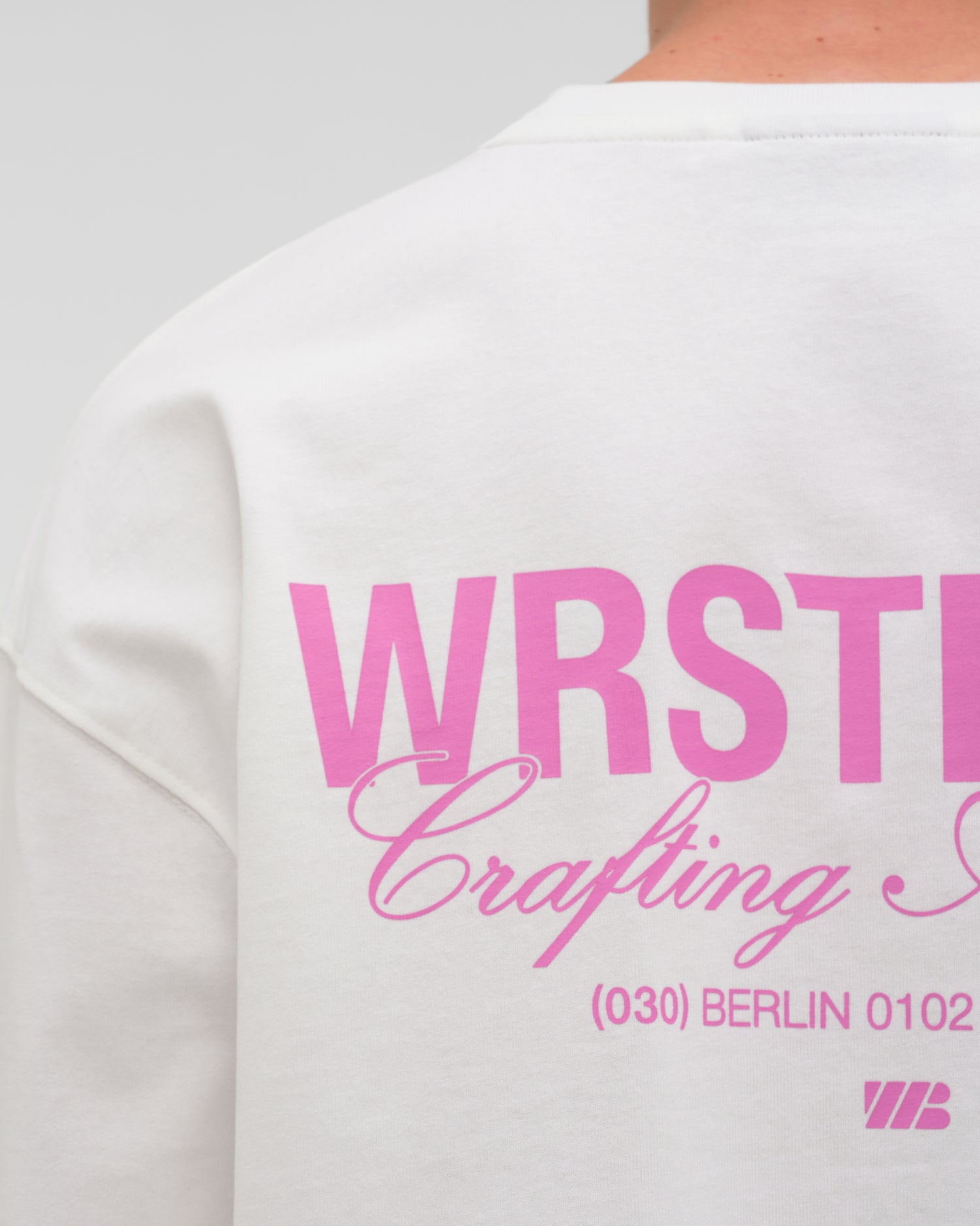 STUDIO V11 LONGSLEEVE