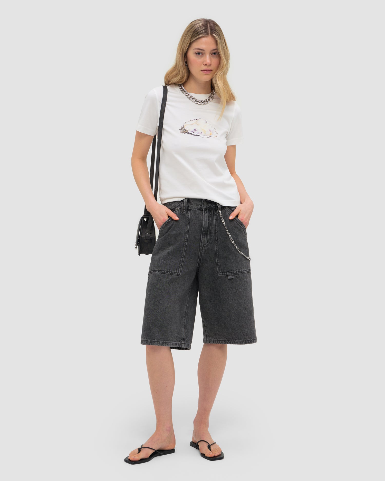 NOUMI T-SHIRT