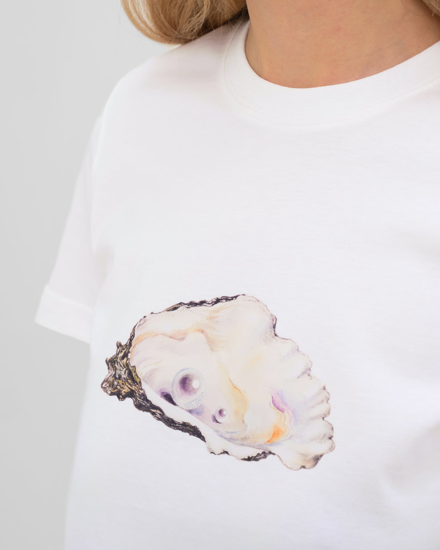 NOUMI T-SHIRT