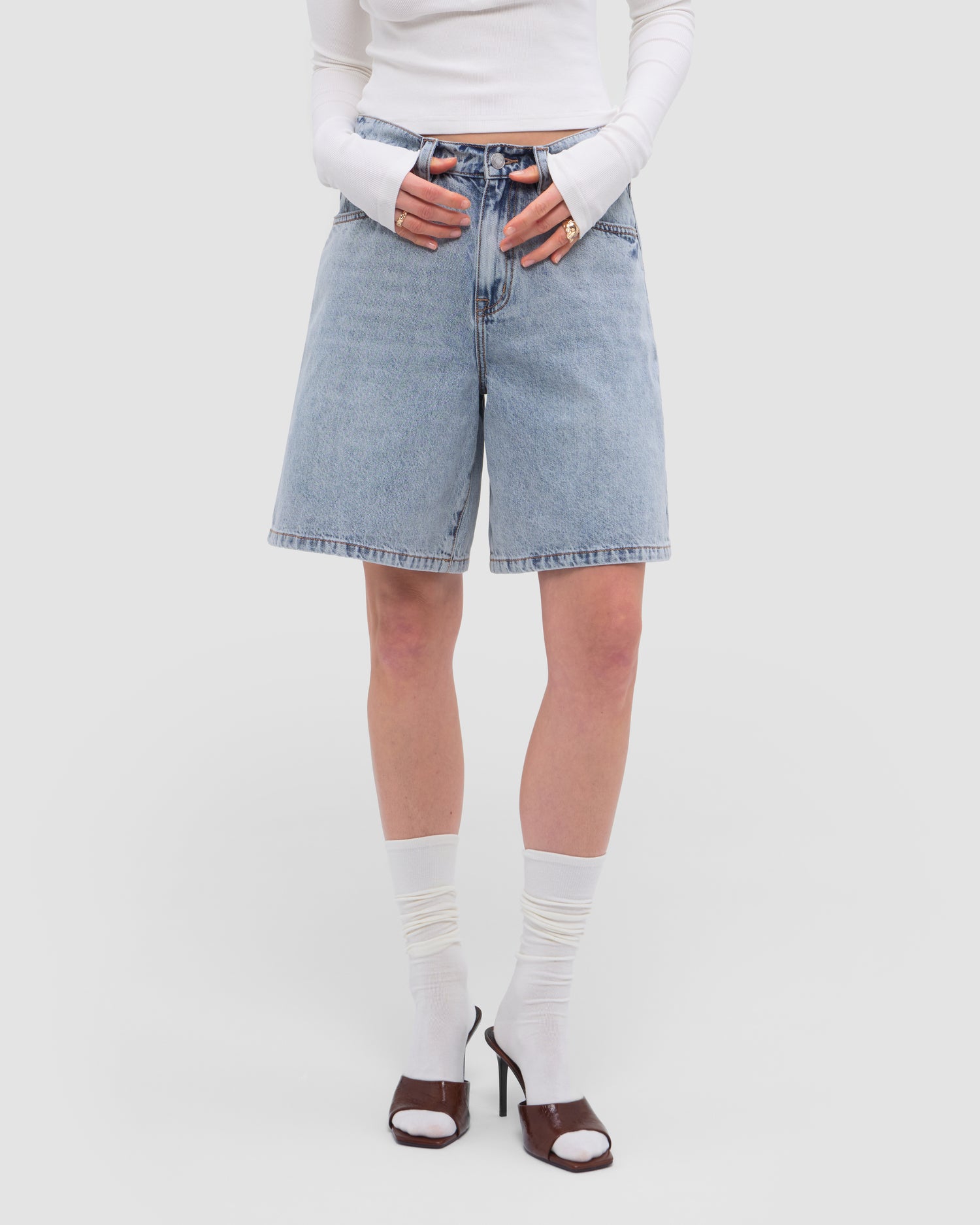 YUMI BERMUDA SHORTS