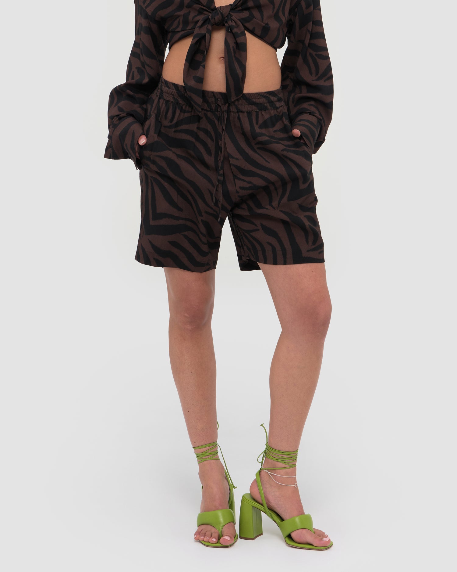 MAESA SHORTS