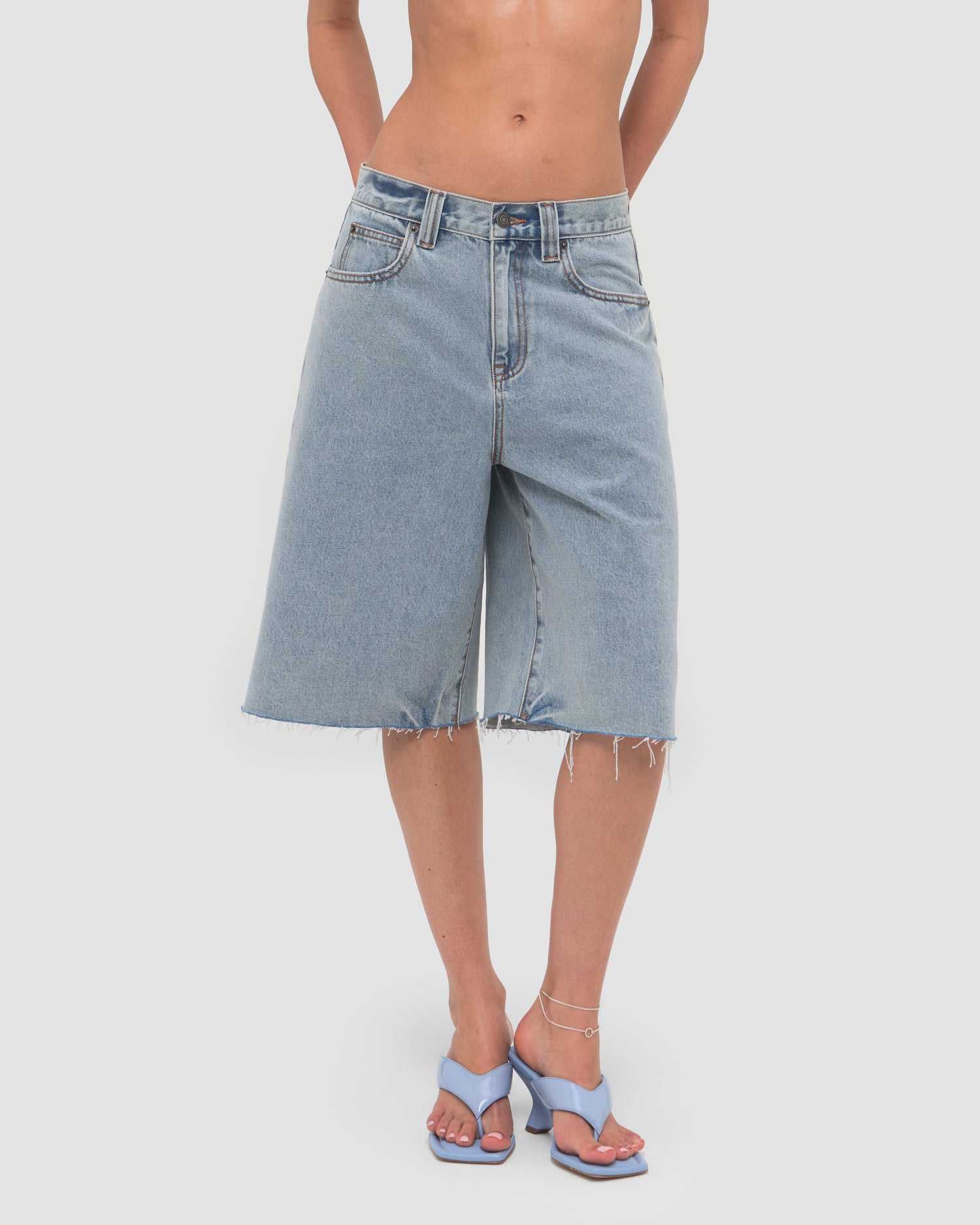 HENRY BERMUDA SHORTS