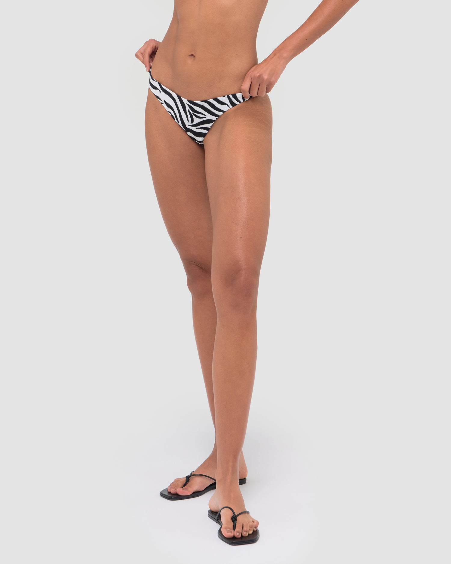 LILLI BOTTOM