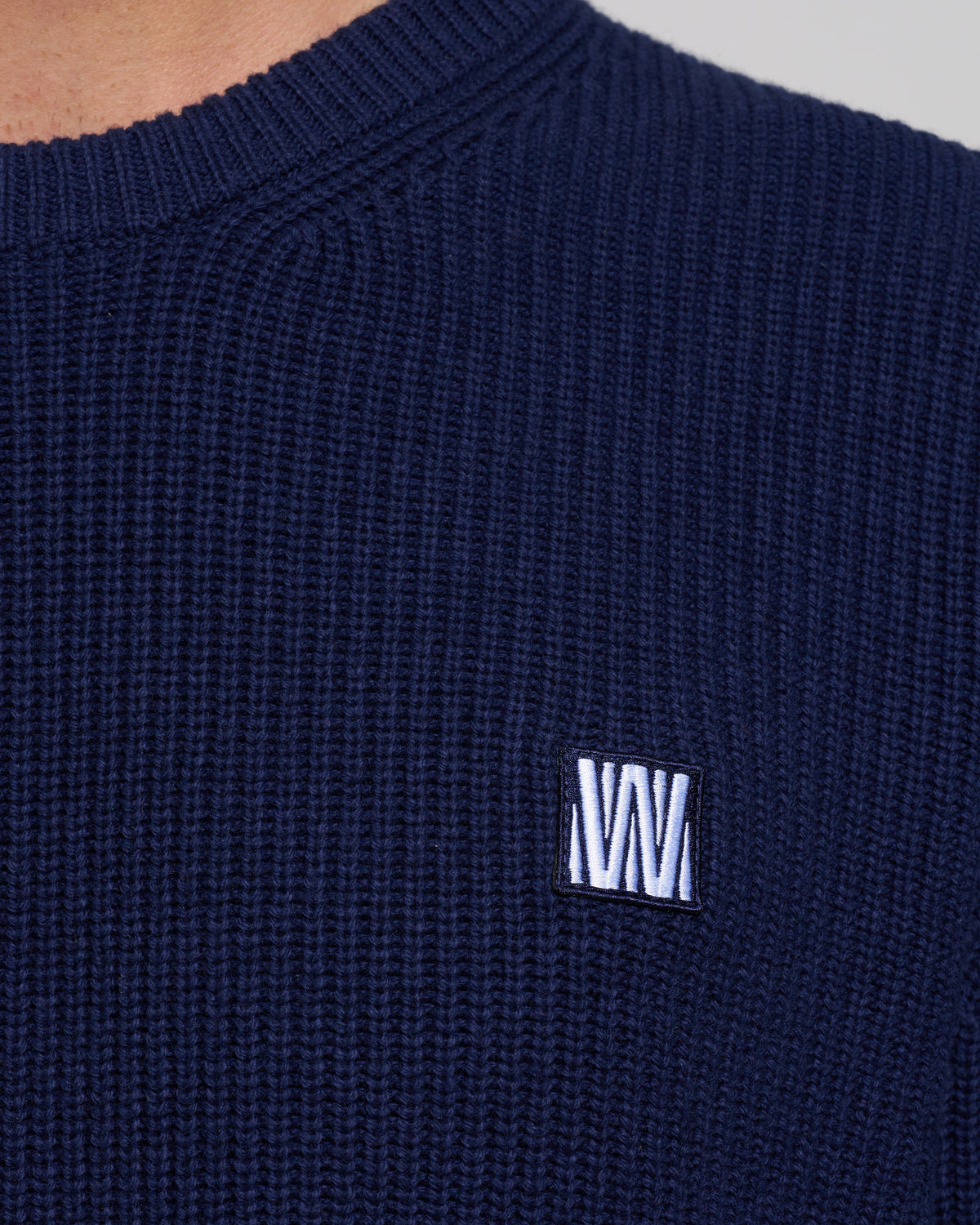 DARIUS SWEATER
